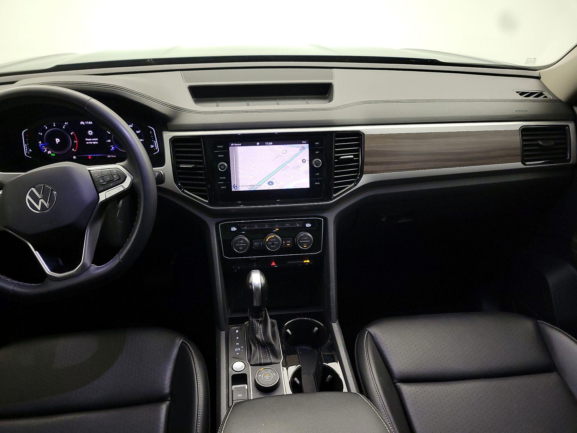 Thumbnail: 2022 Volkswagen Atlas - 9