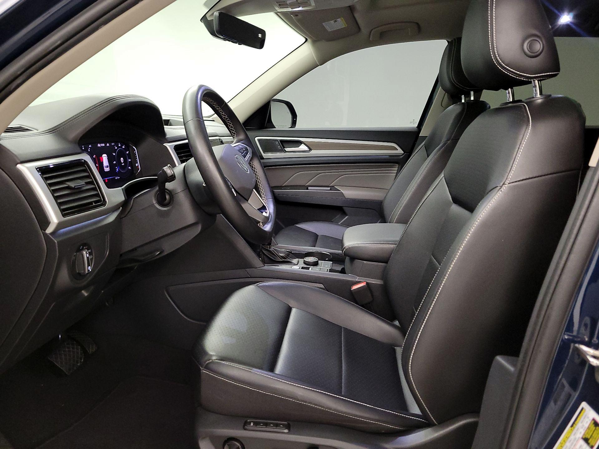 Thumbnail: 2022 Volkswagen Atlas - 11