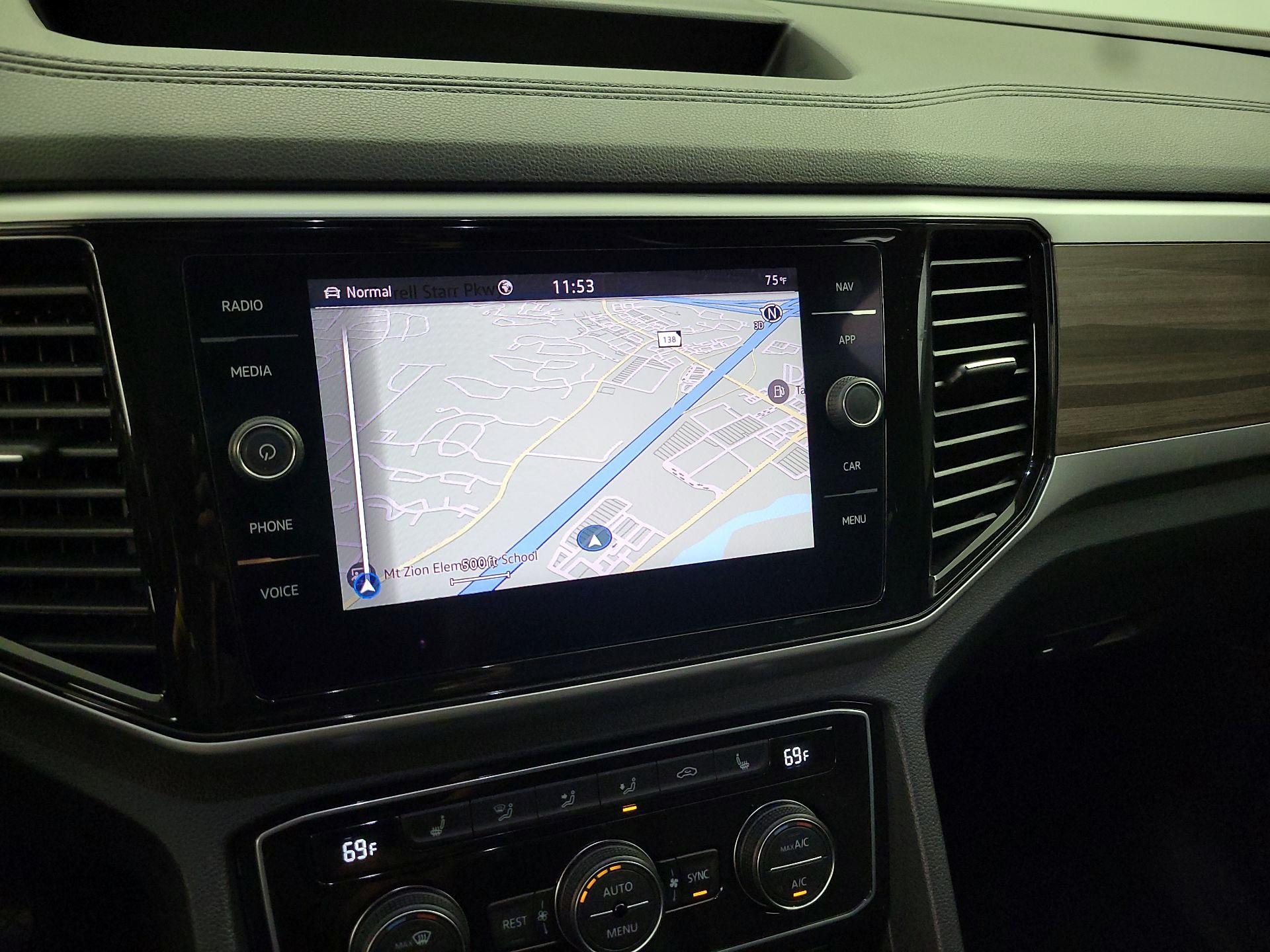 Thumbnail: 2022 Volkswagen Atlas - 14