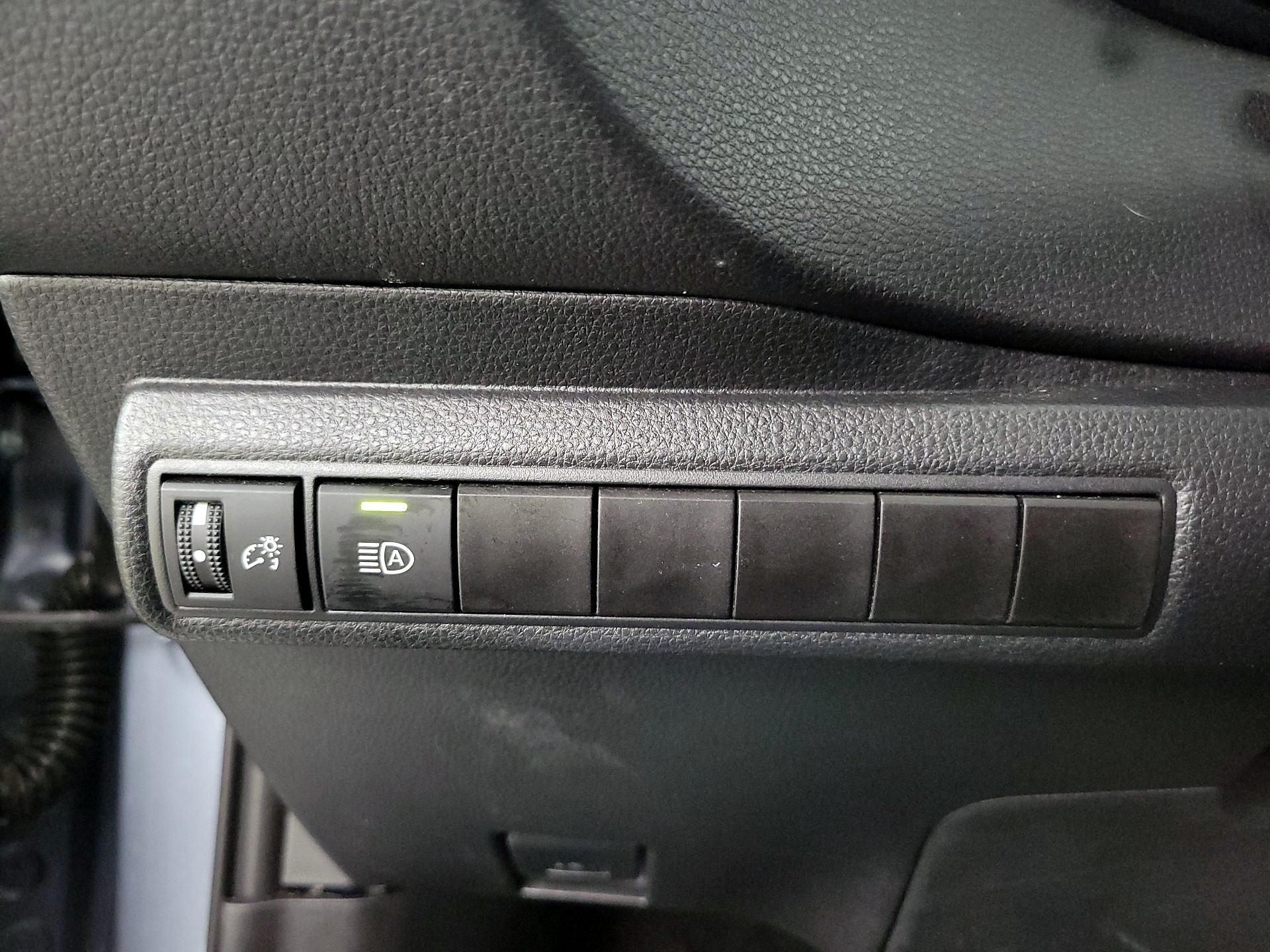 Thumbnail: 2024 Toyota Corolla - 13