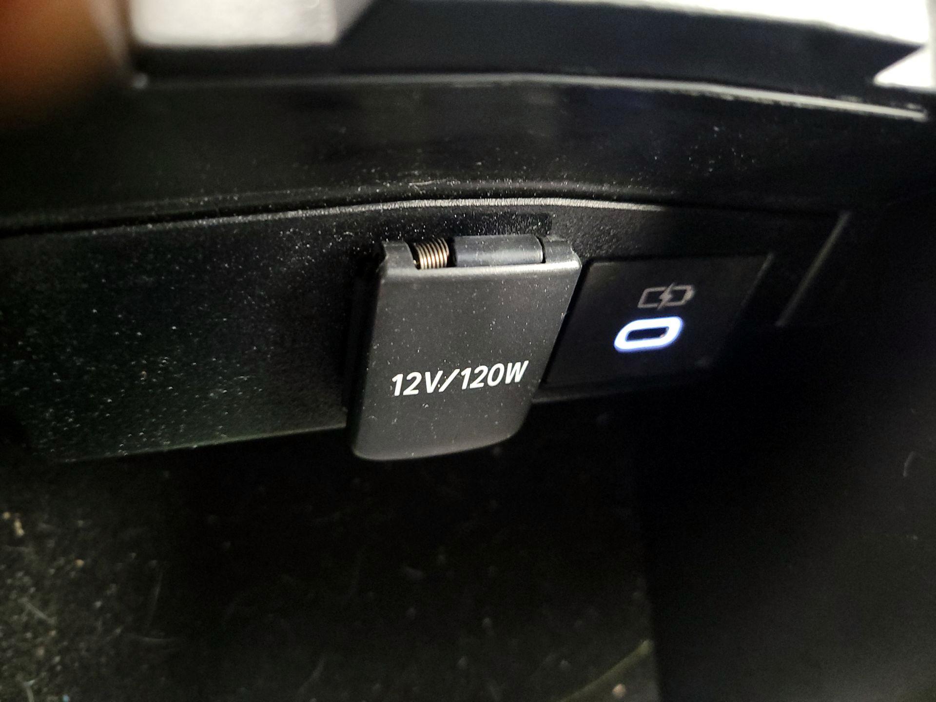 Thumbnail: 2024 Toyota Corolla - 18