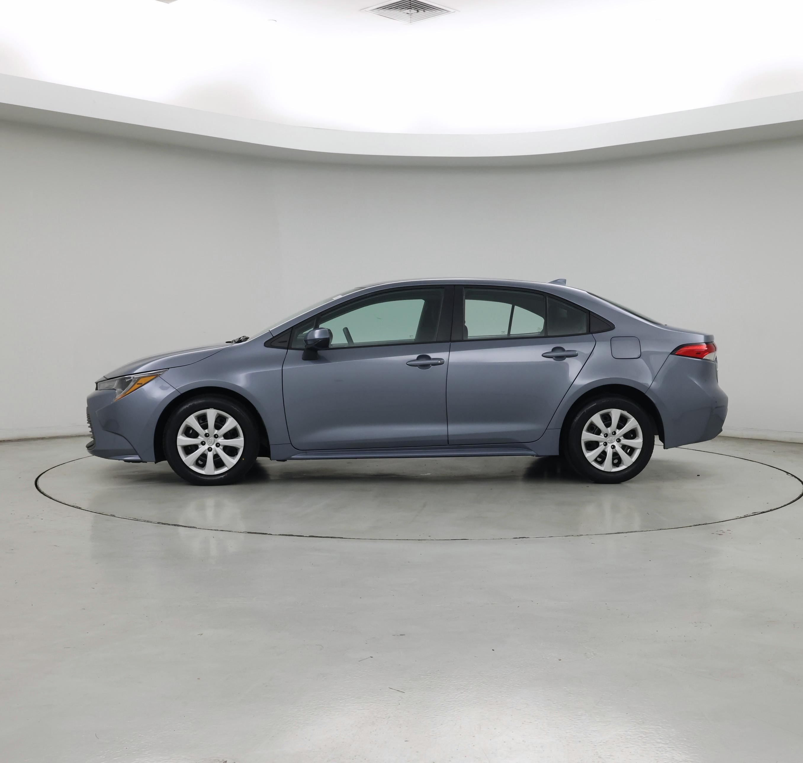 Thumbnail: 2024 Toyota Corolla - 3