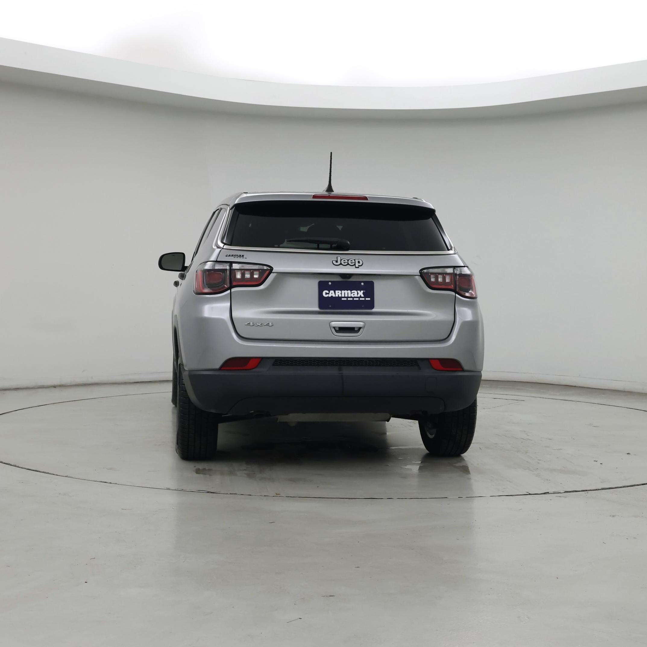 Thumbnail: 2023 Jeep Compass - 6