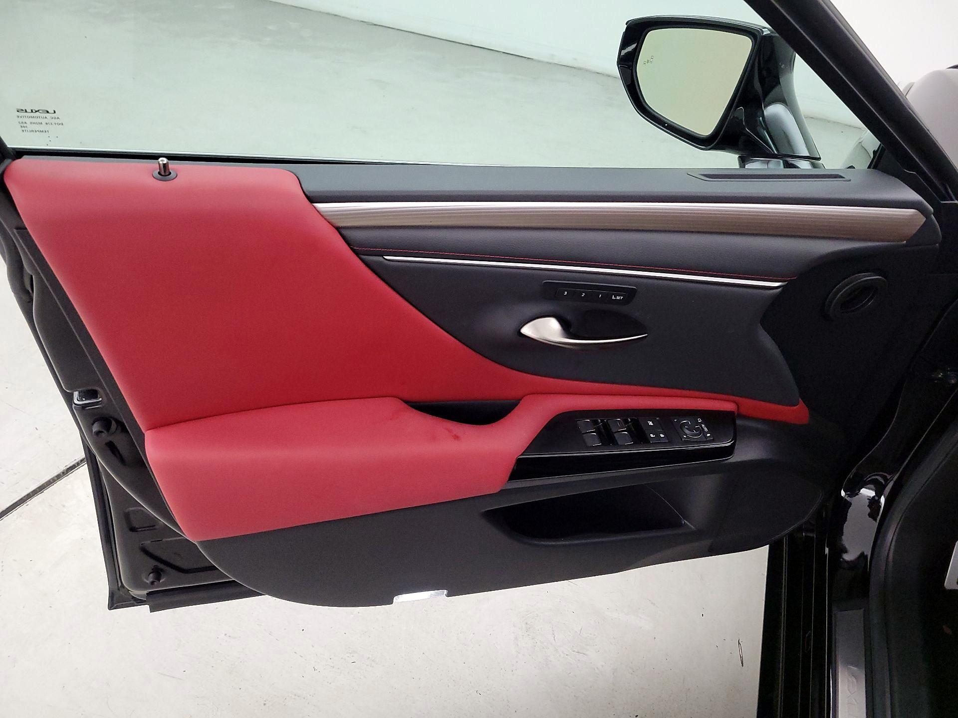 Thumbnail: 2023 Lexus ES - 12