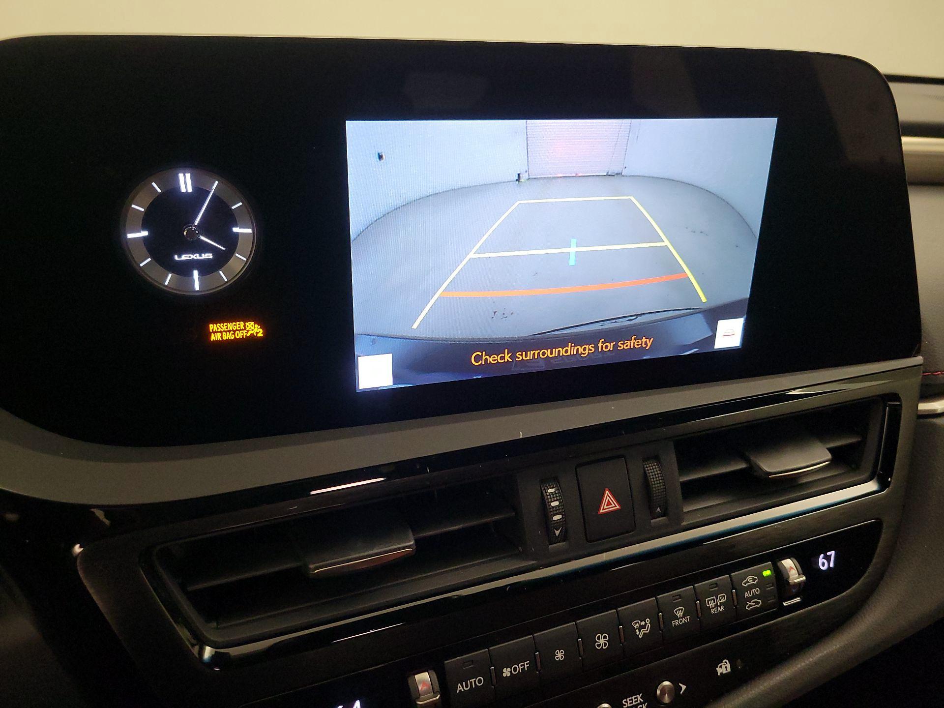 Thumbnail: 2023 Lexus ES - 14