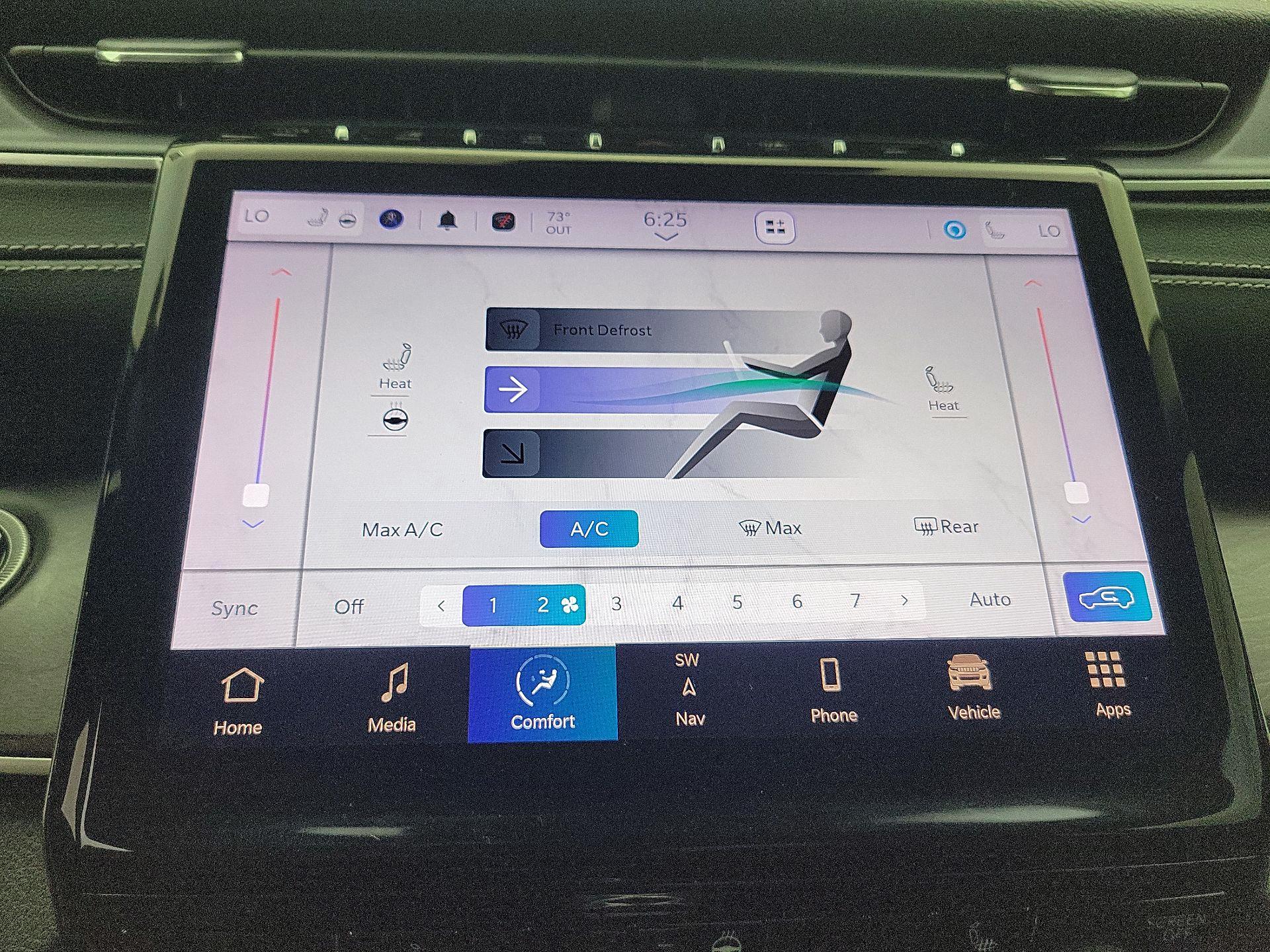 Thumbnail: 2023 Jeep Grand Cherokee - 15