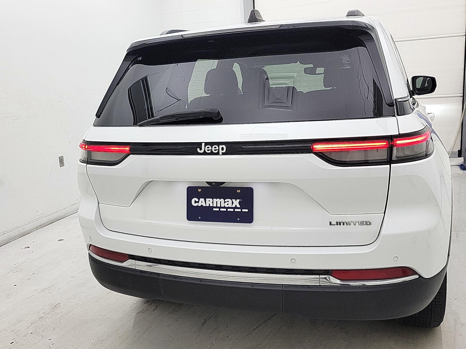 Thumbnail: 2023 Jeep Grand Cherokee - 6