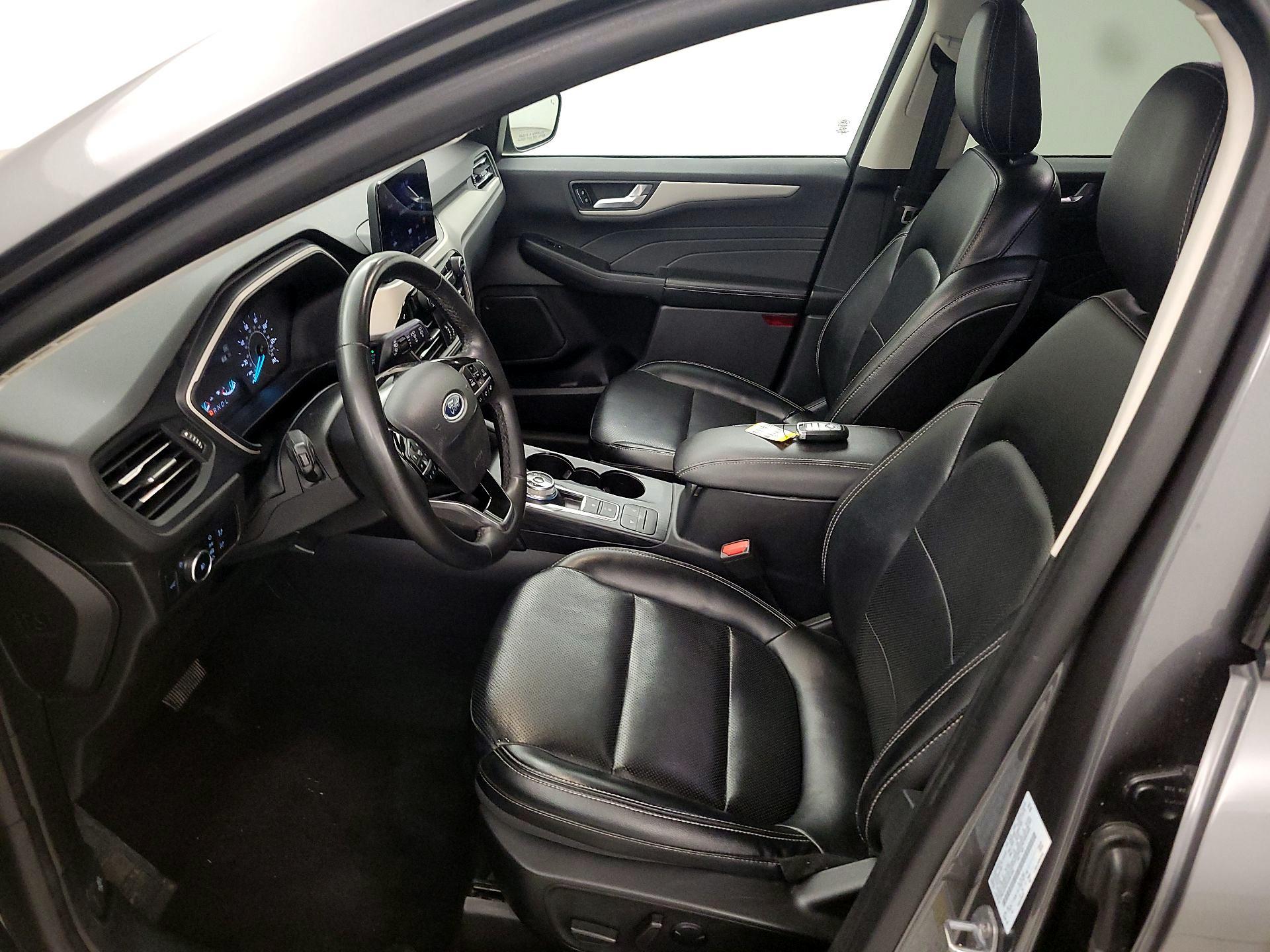 Thumbnail: 2022 Ford Escape - 11