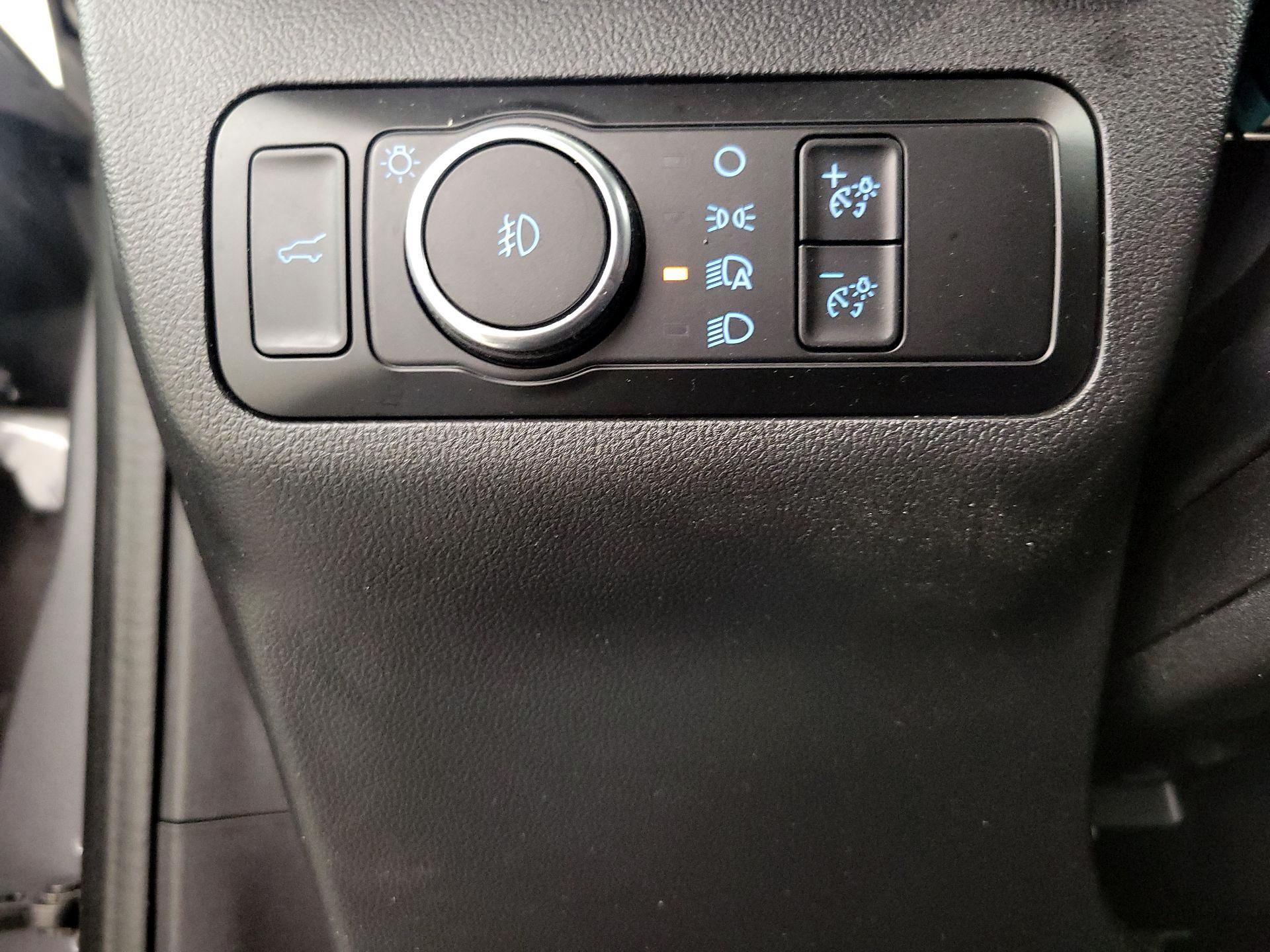 Thumbnail: 2022 Ford Escape - 13