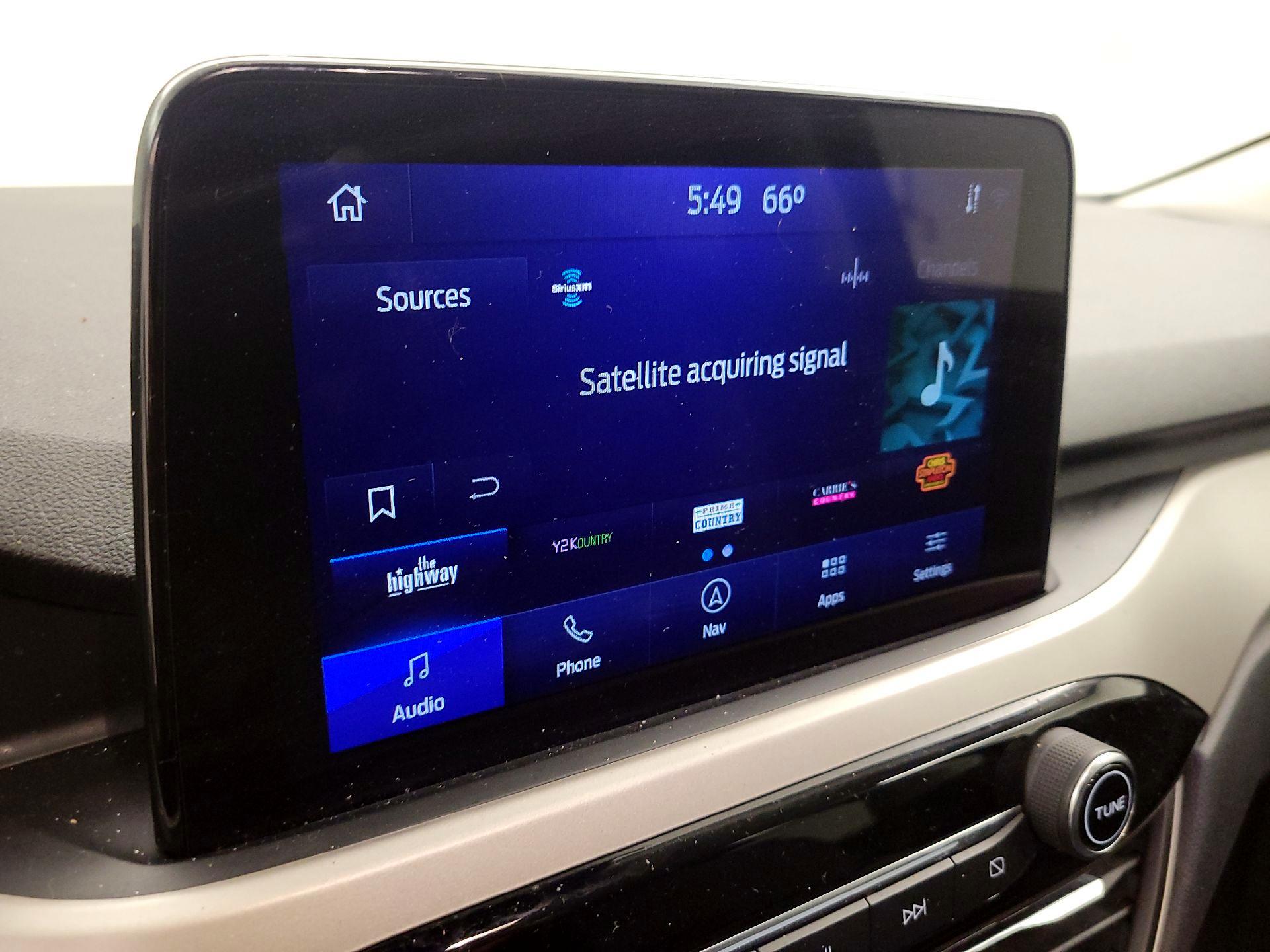 Thumbnail: 2022 Ford Escape - 16