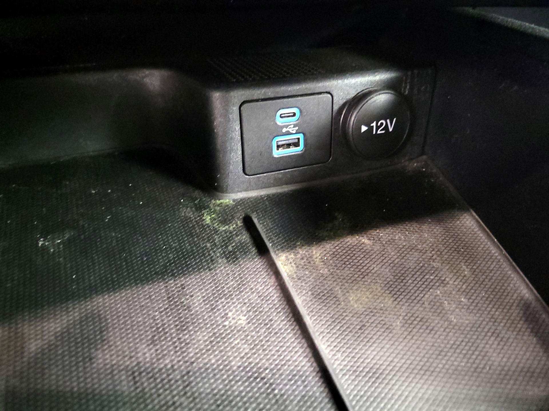 Thumbnail: 2022 Ford Escape - 19