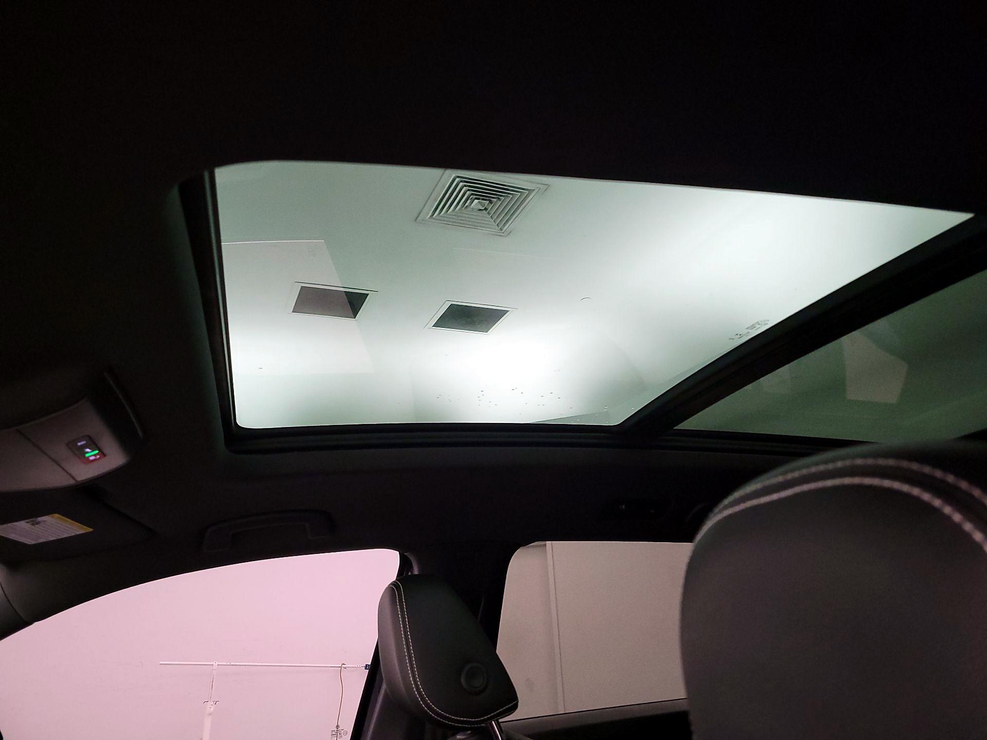 Thumbnail: 2022 Volkswagen Atlas - 19