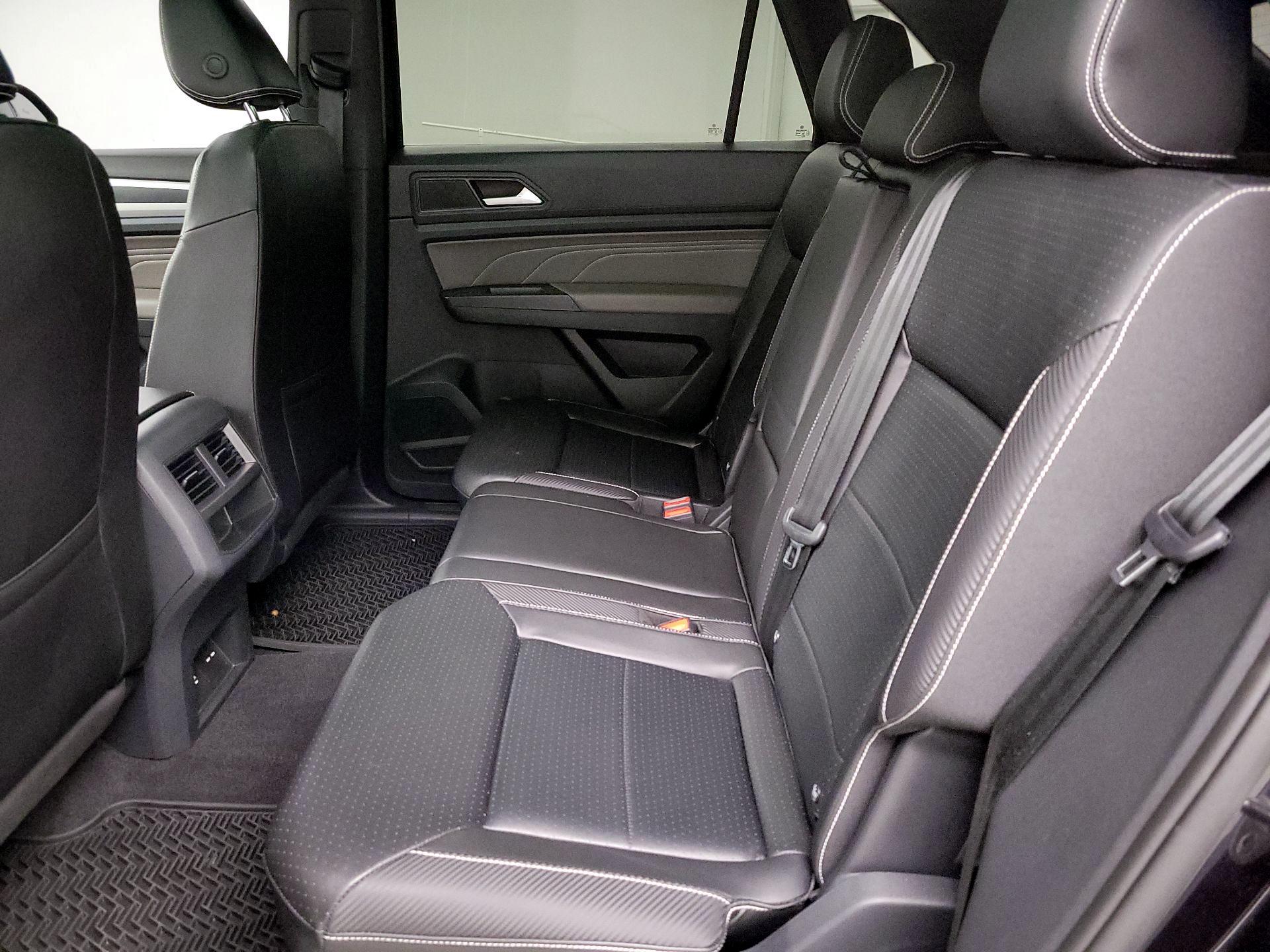 Thumbnail: 2022 Volkswagen Atlas - 20