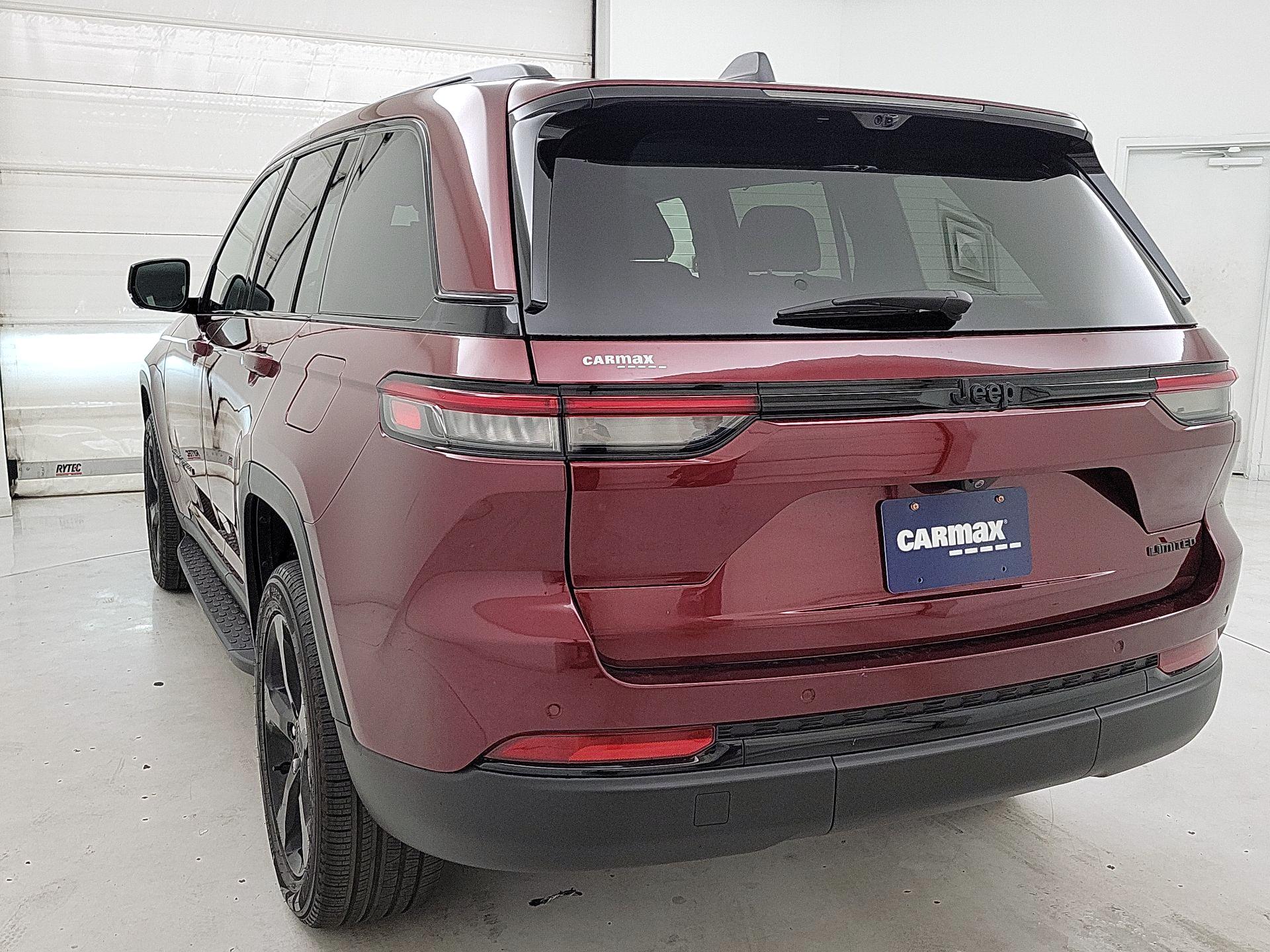 Thumbnail: 2023 Jeep Grand Cherokee - 7