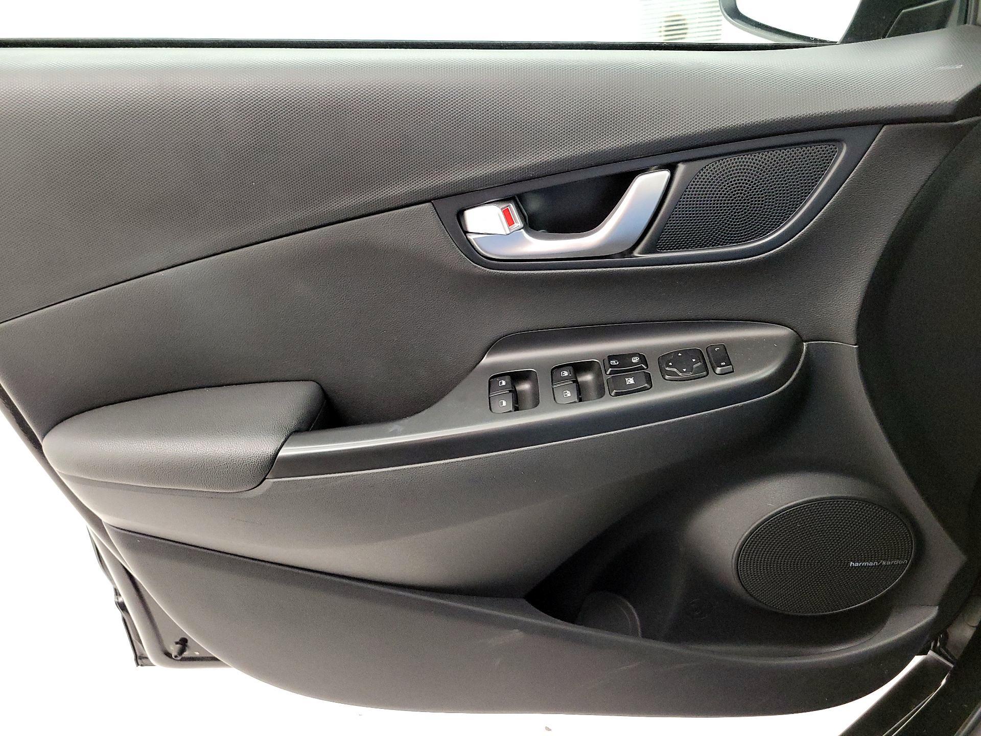 Thumbnail: 2022 Hyundai Kona - 10