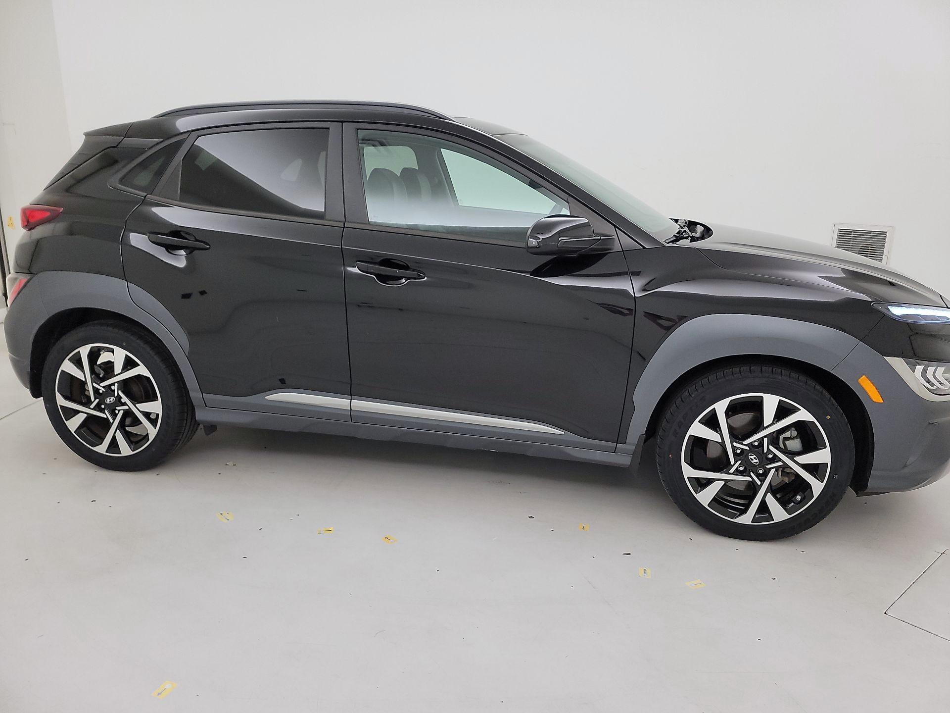 Thumbnail: 2022 Hyundai Kona - 4