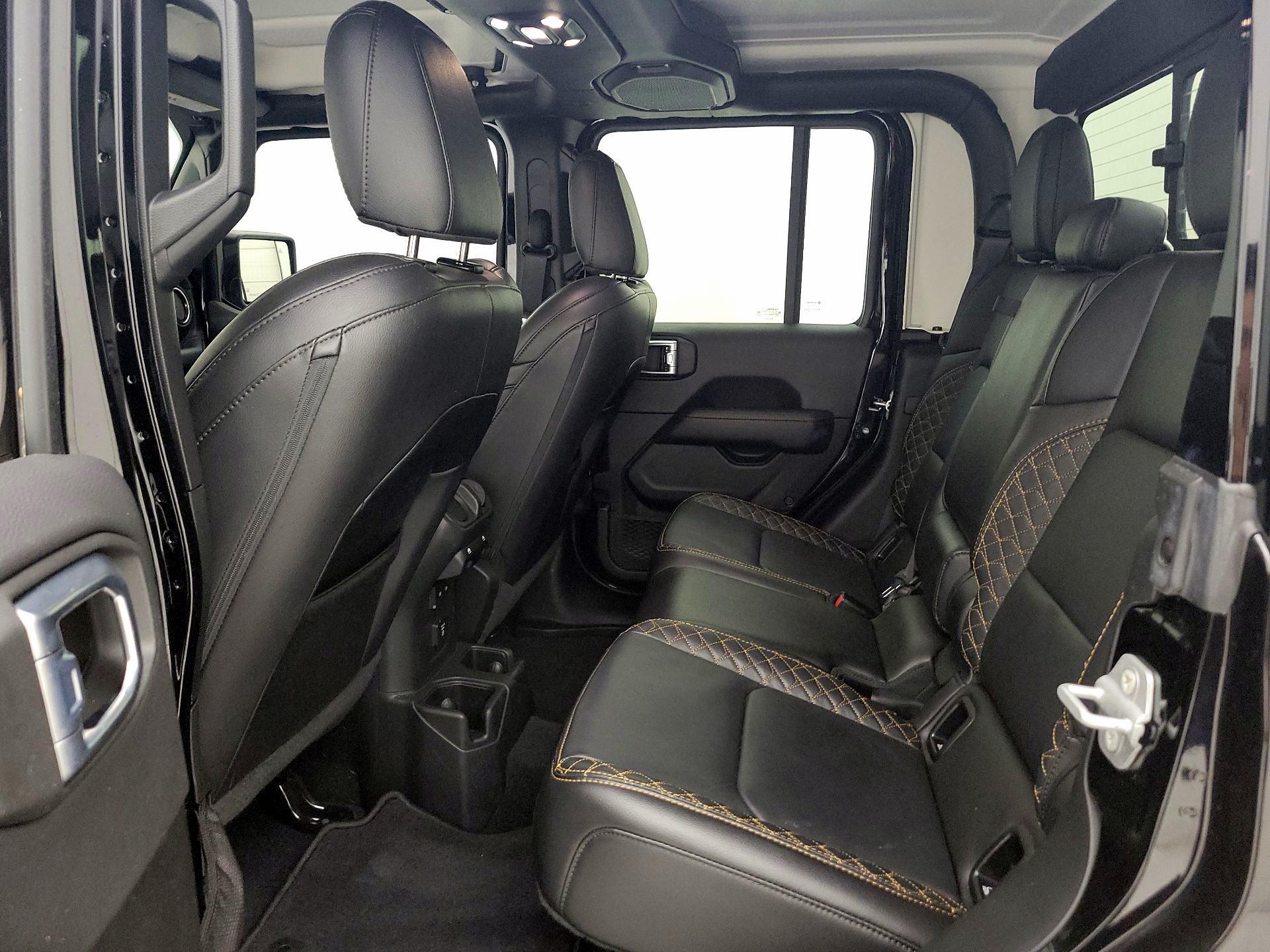 Thumbnail: 2022 Jeep Gladiator - 18