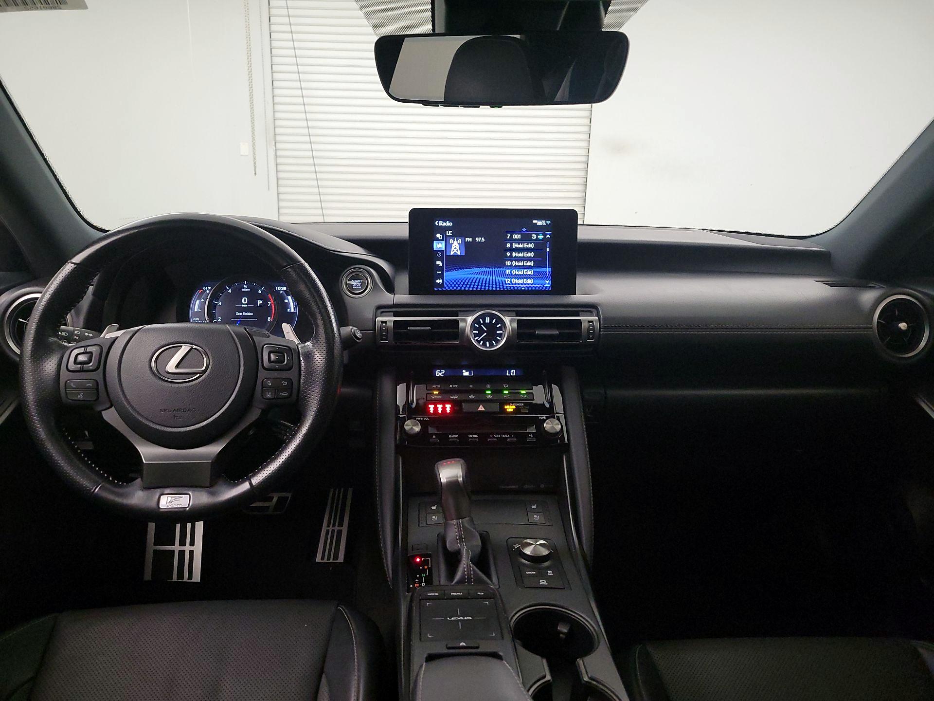 Thumbnail: 2022 Lexus IS - 9