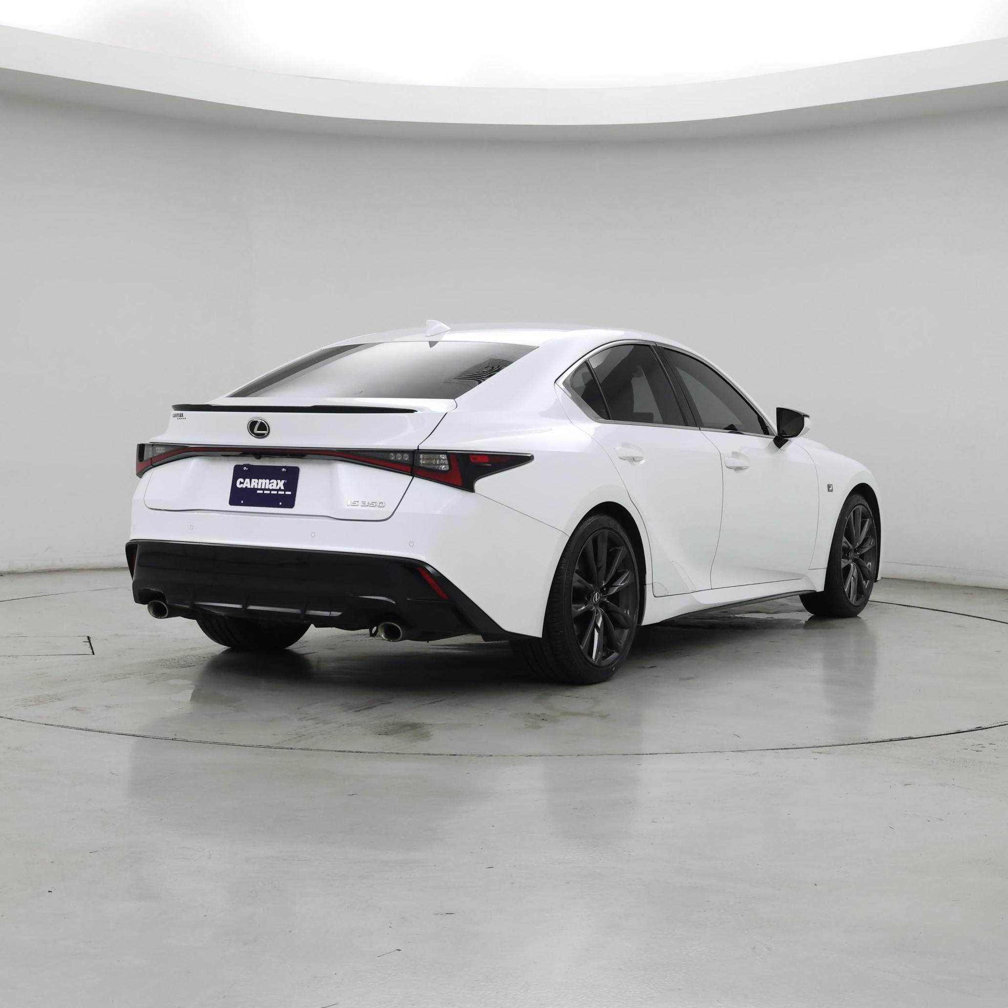 Thumbnail: 2022 Lexus IS - 8