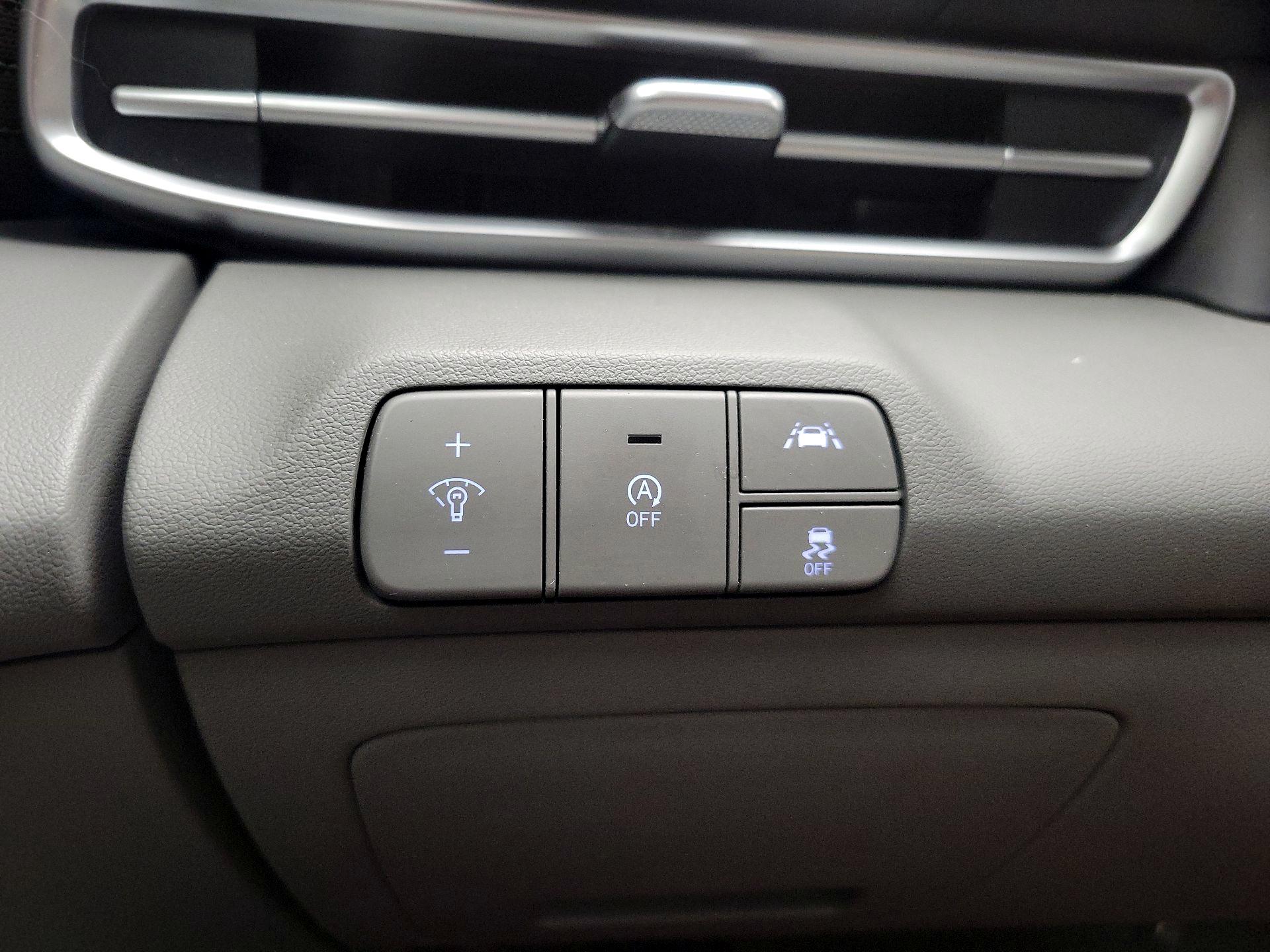 Thumbnail: 2021 Hyundai Elantra - 13