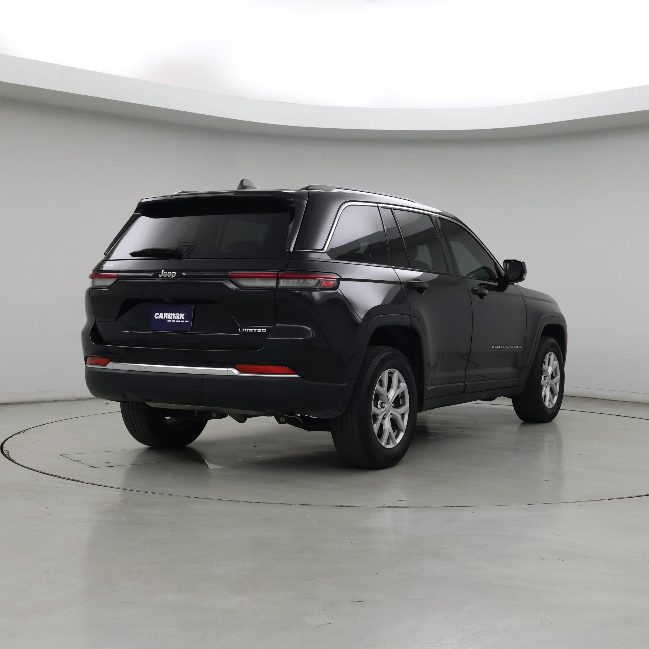 Thumbnail: 2022 Jeep Grand Cherokee - 8