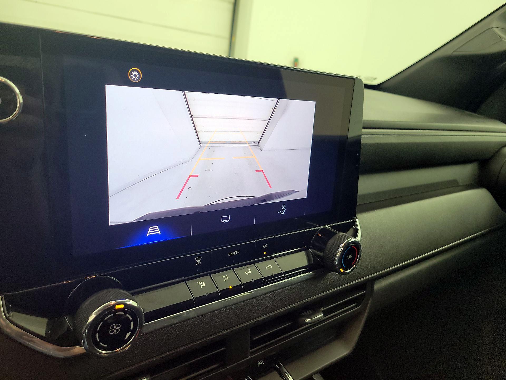 Thumbnail: 2023 Chevrolet Colorado - 13