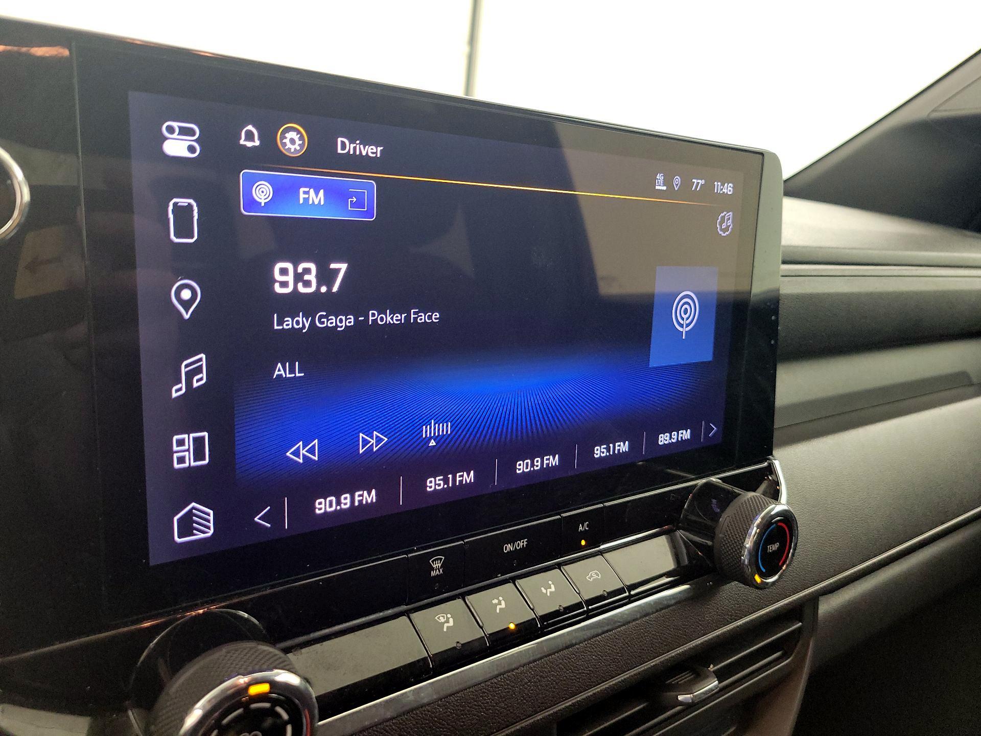 Thumbnail: 2023 Chevrolet Colorado - 14