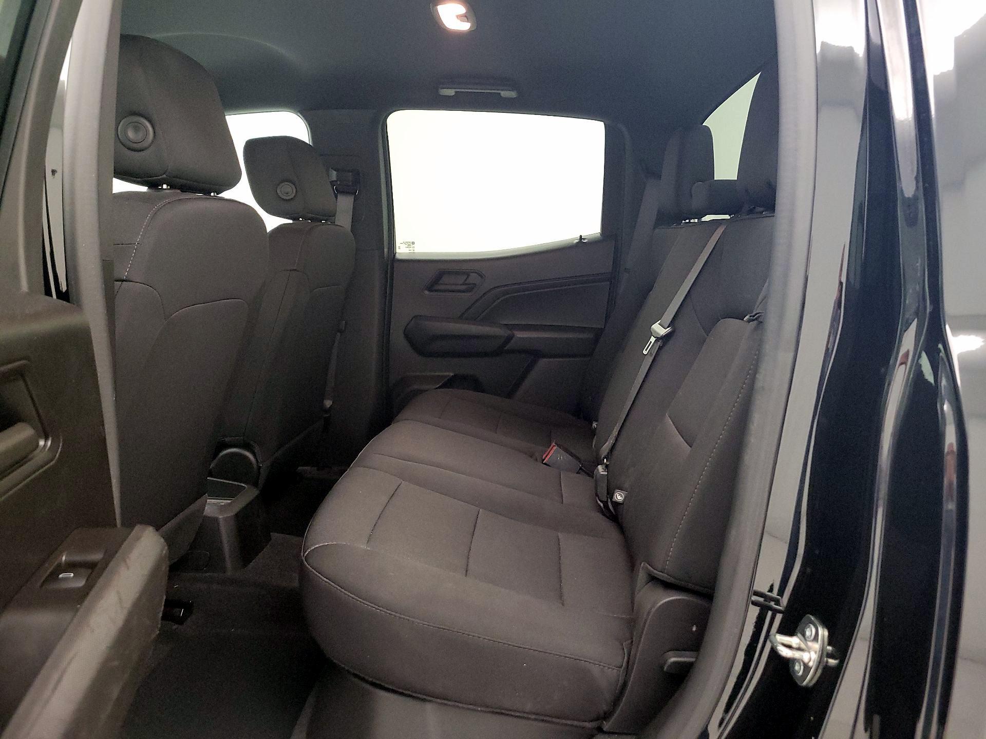 Thumbnail: 2023 Chevrolet Colorado - 18