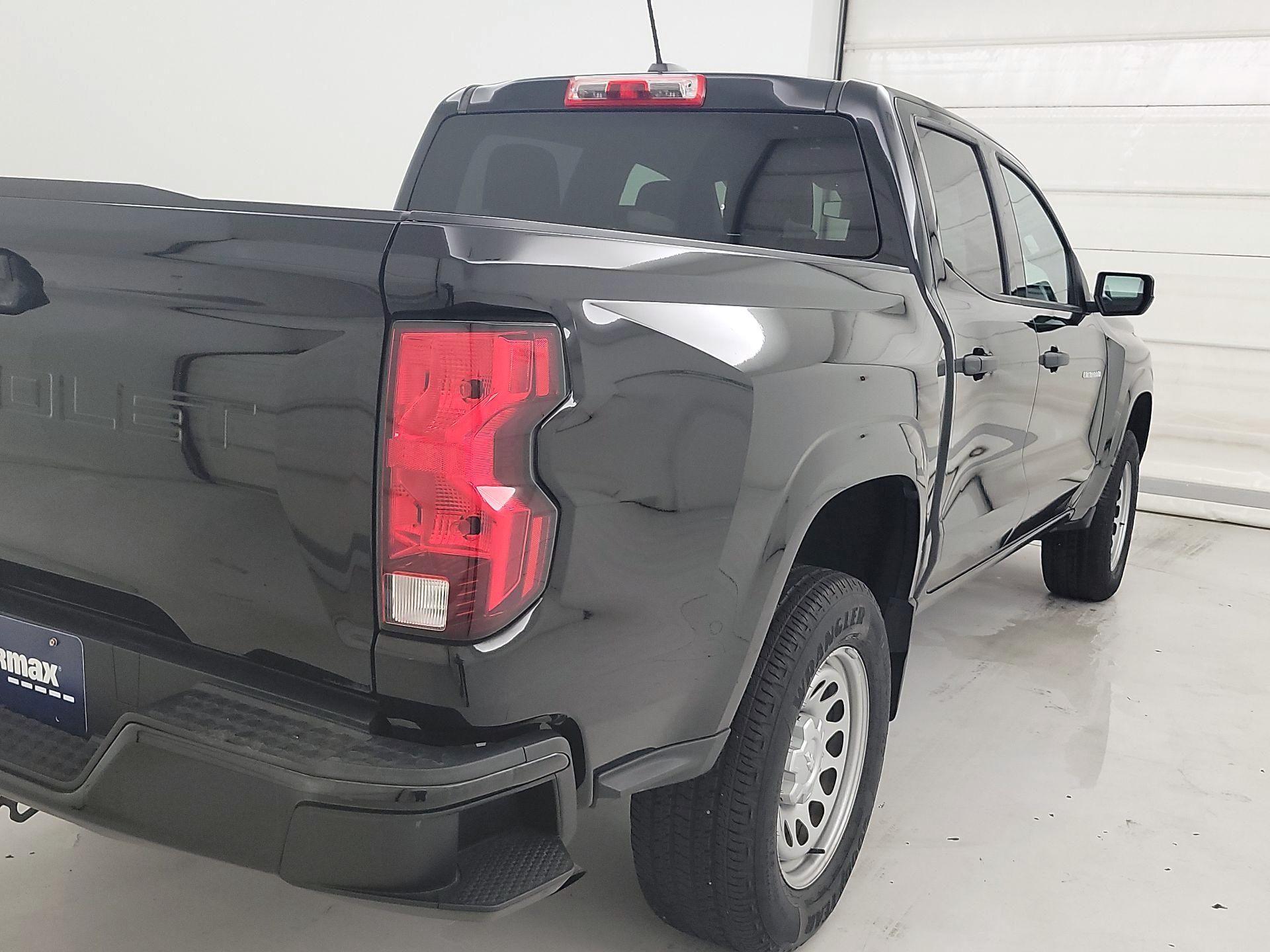 Thumbnail: 2023 Chevrolet Colorado - 5