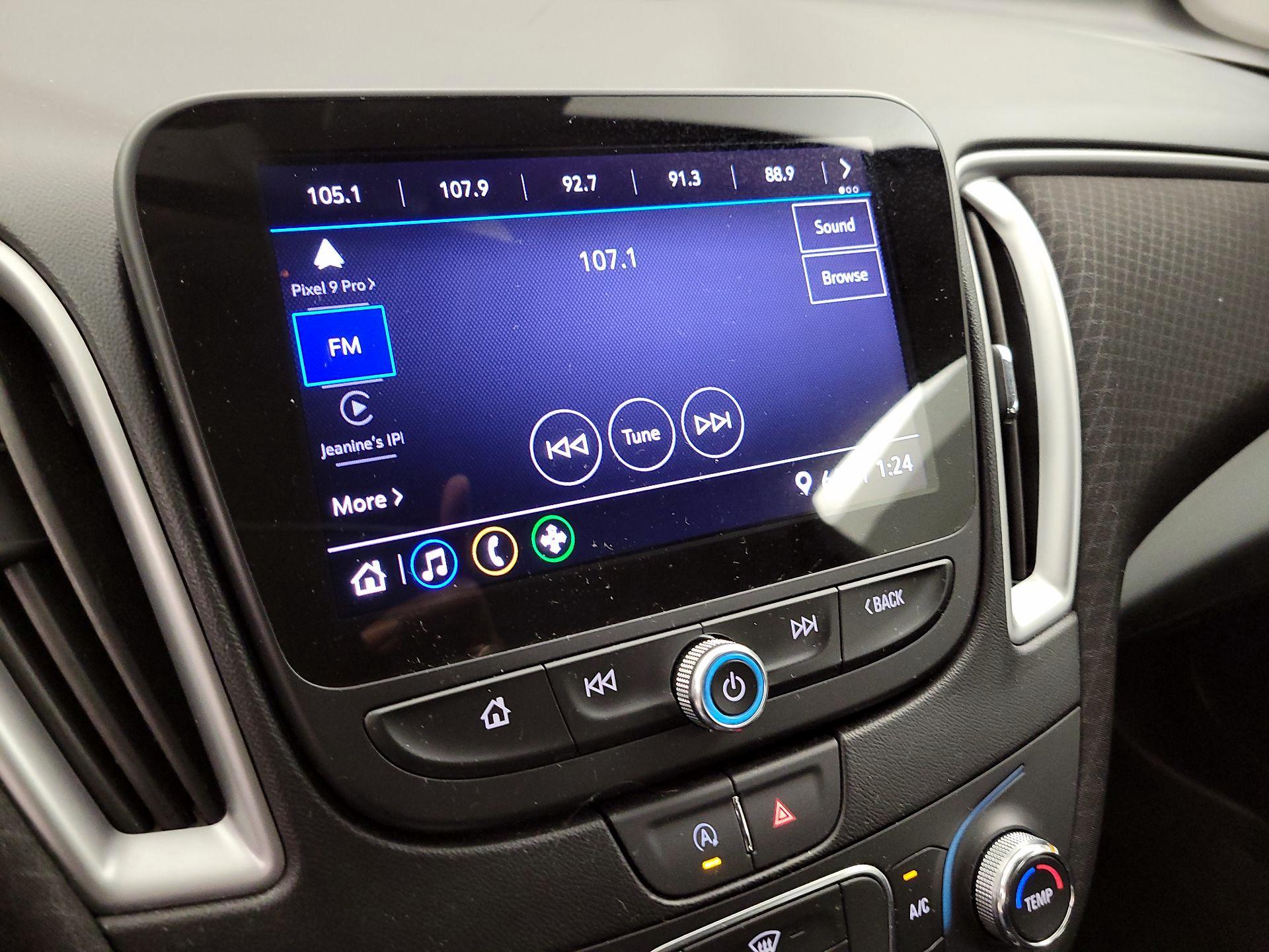 Thumbnail: 2024 Chevrolet Malibu - 15