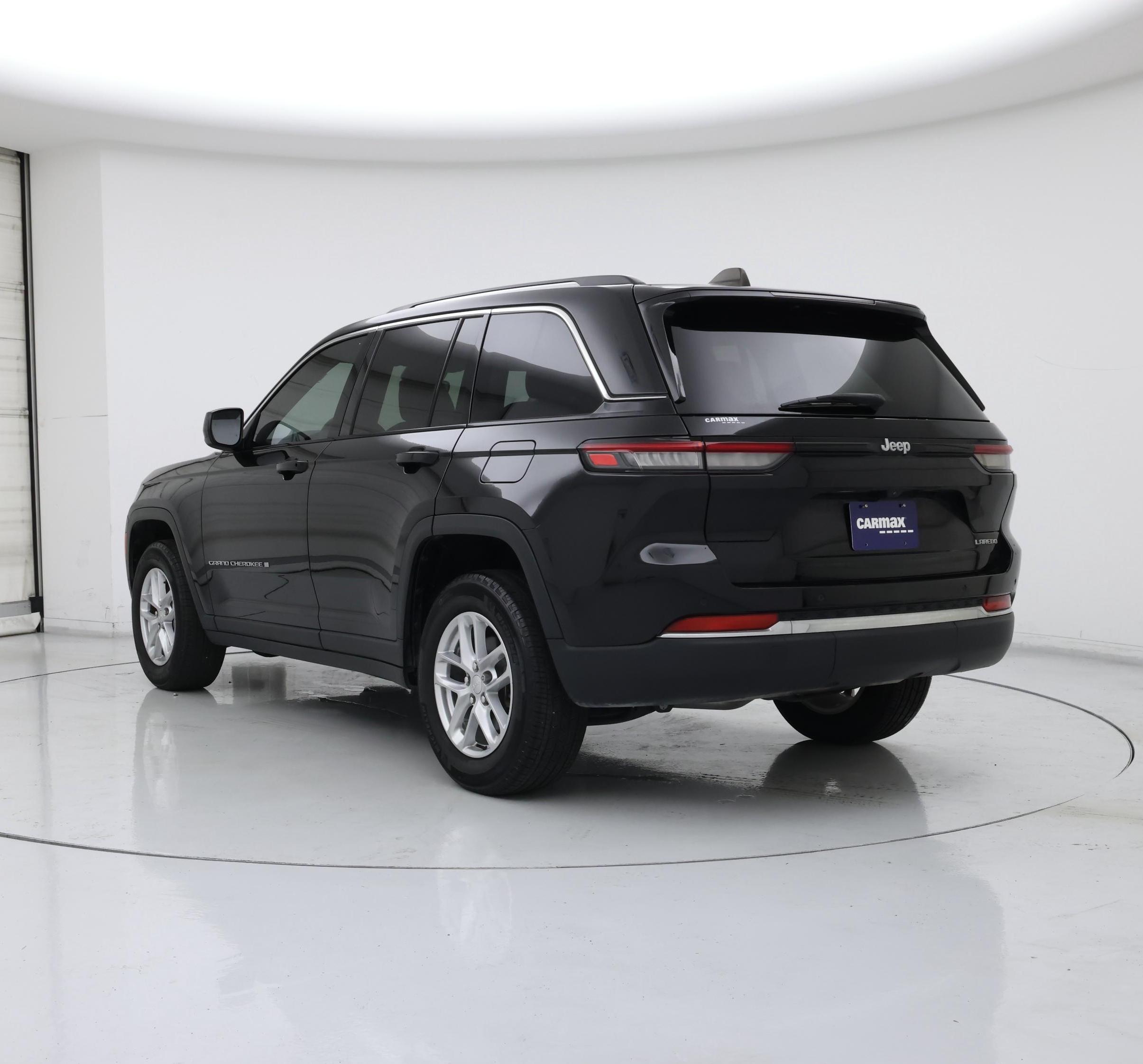 Thumbnail: 2023 Jeep Grand Cherokee - 2