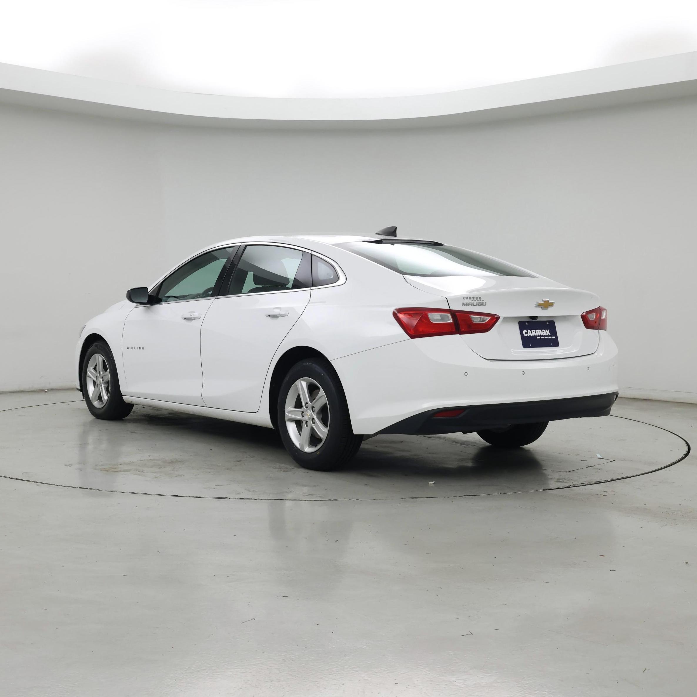 Thumbnail: 2024 Chevrolet Malibu - 2