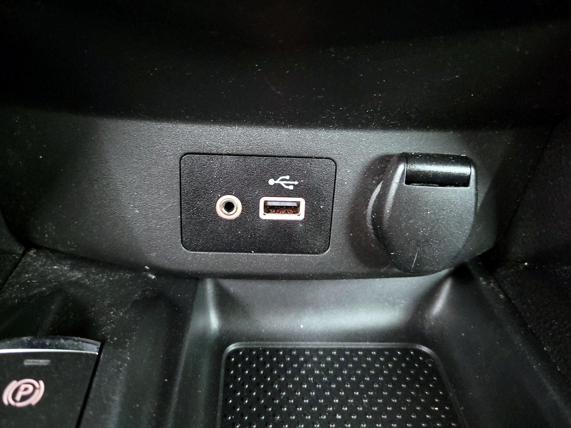 Thumbnail: 2022 Nissan Rogue Sport - 19