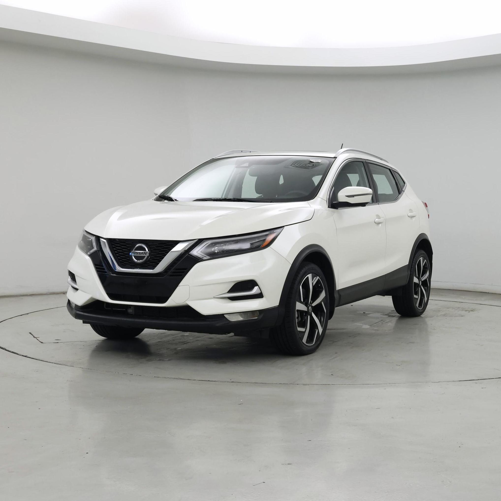 Thumbnail: 2022 Nissan Rogue Sport - 4