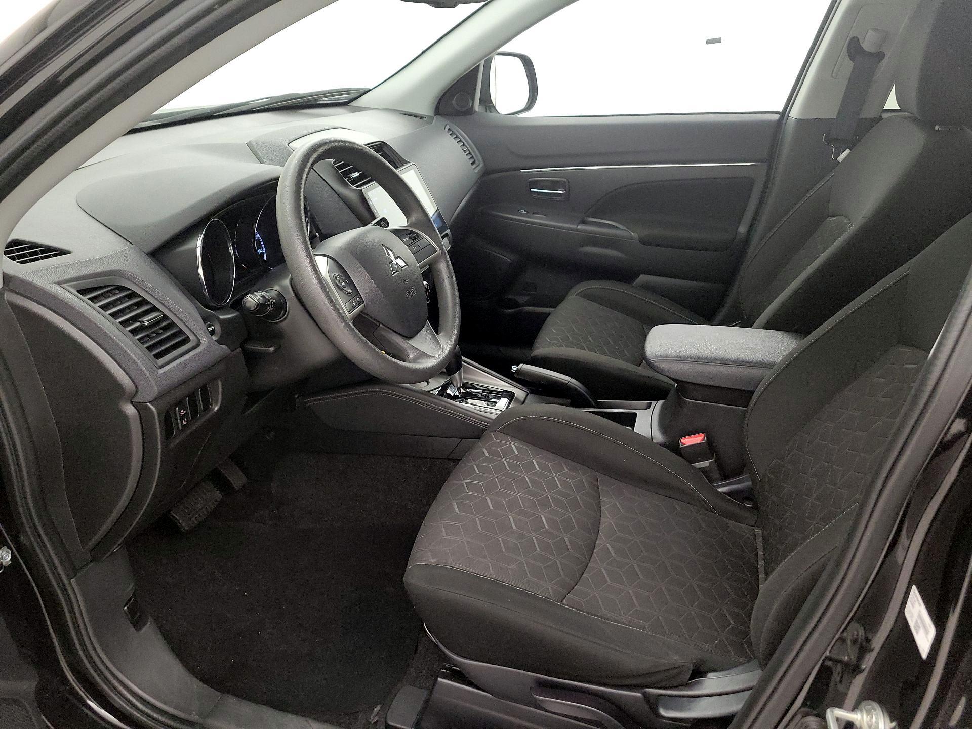 Thumbnail: 2021 Mitsubishi Outlander Sport - 11