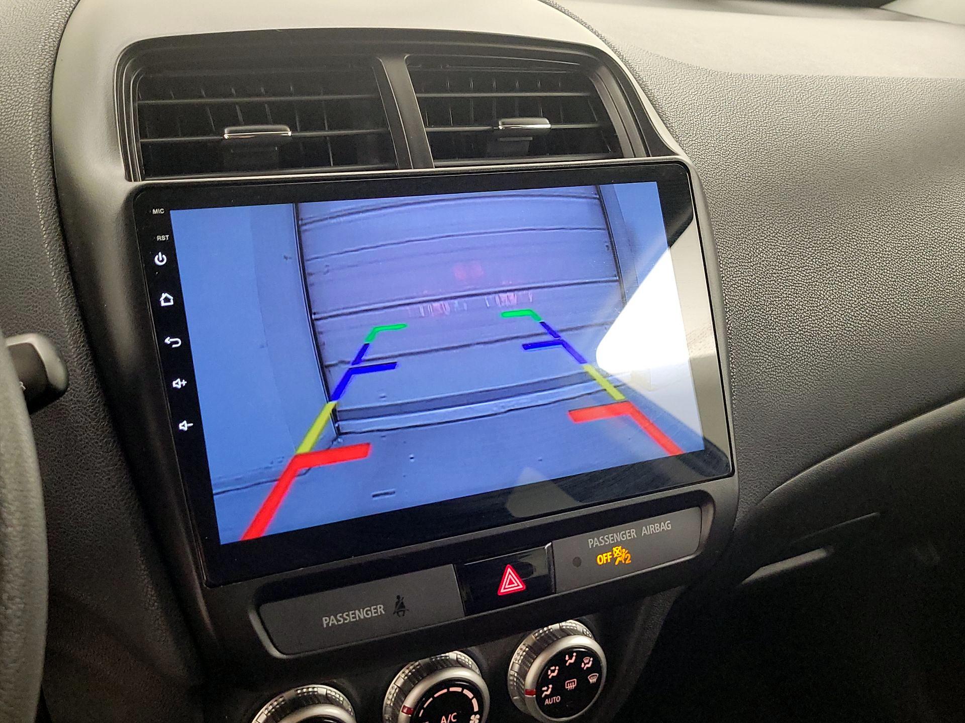 Thumbnail: 2021 Mitsubishi Outlander Sport - 14