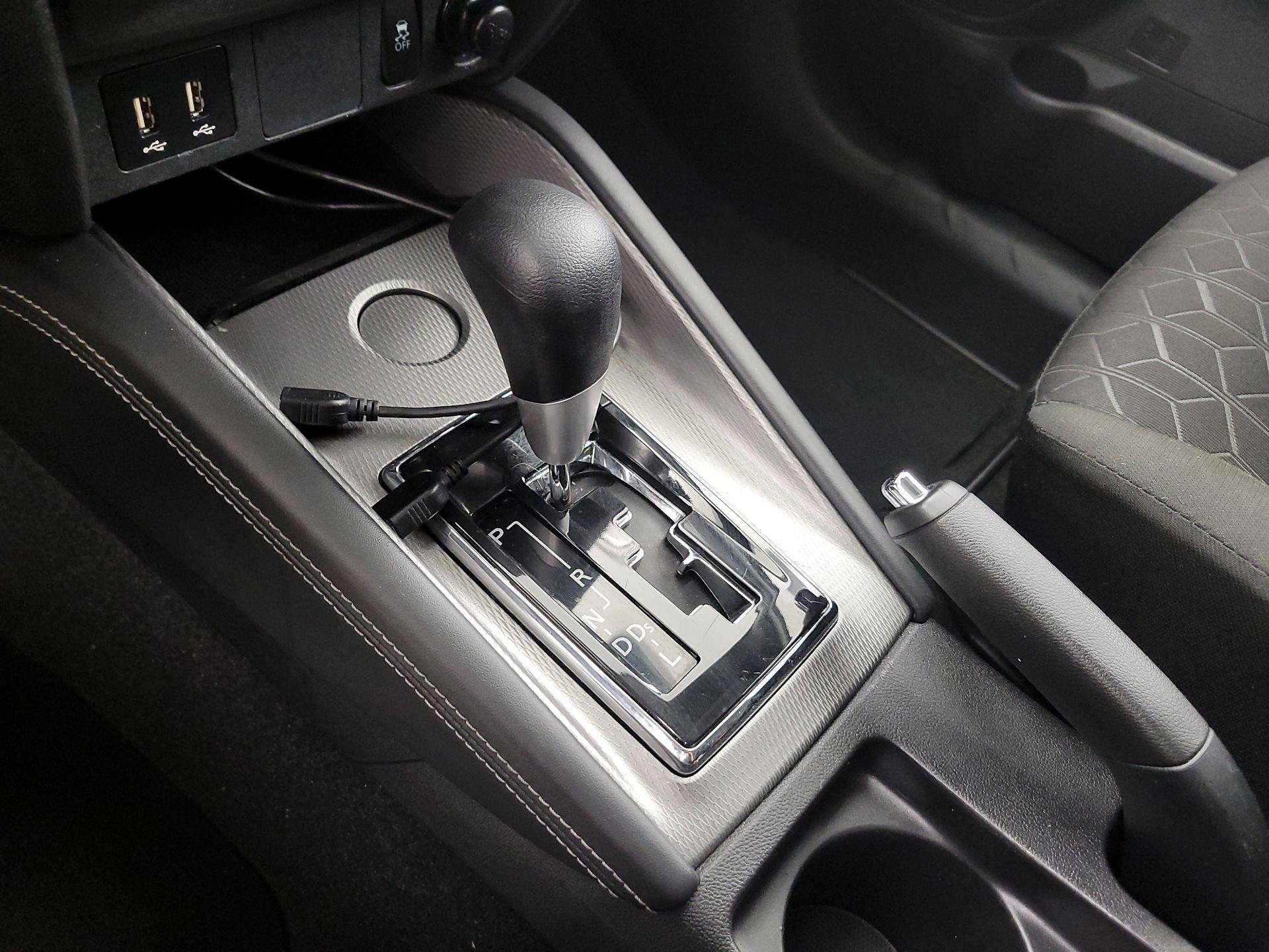 Thumbnail: 2021 Mitsubishi Outlander Sport - 17