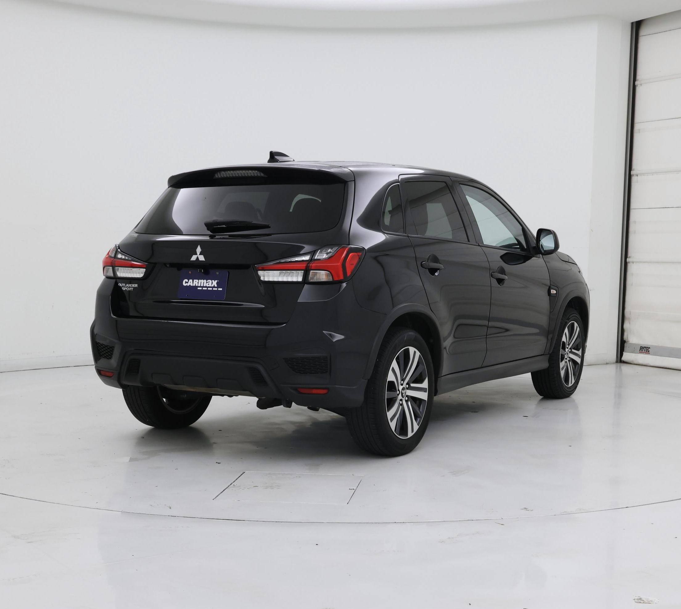 Thumbnail: 2021 Mitsubishi Outlander Sport - 8