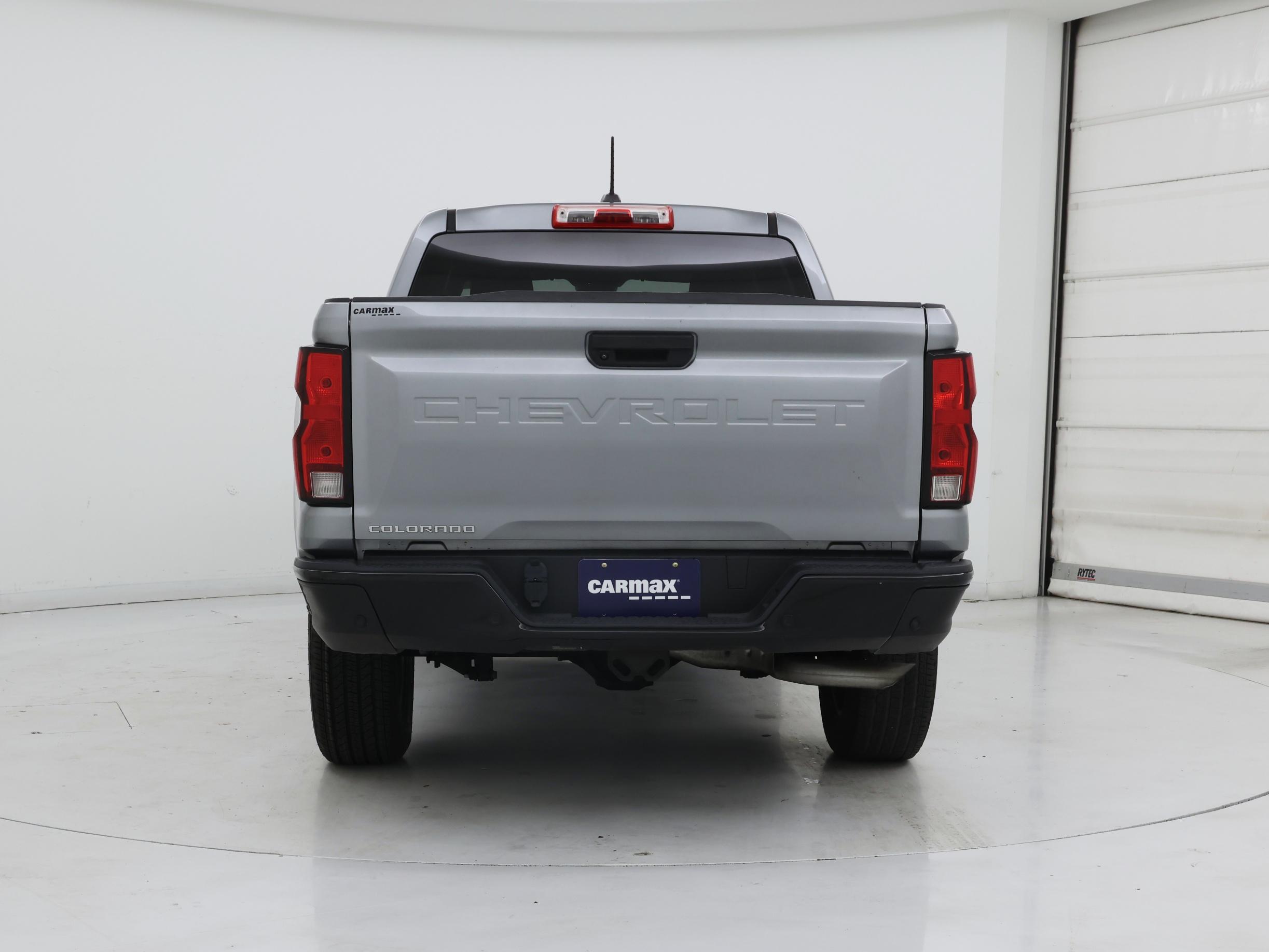 Thumbnail: 2023 Chevrolet Colorado - 6
