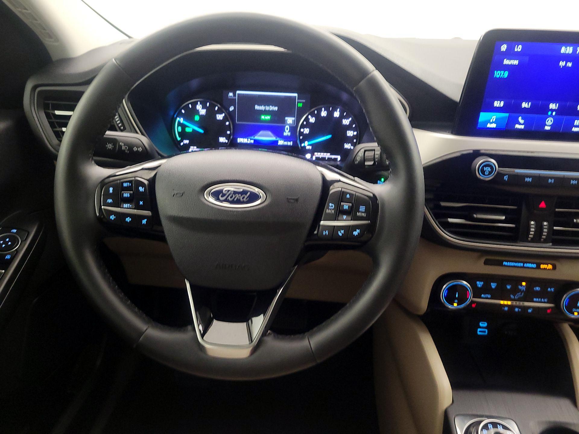 Thumbnail: 2022 Ford Escape - 10