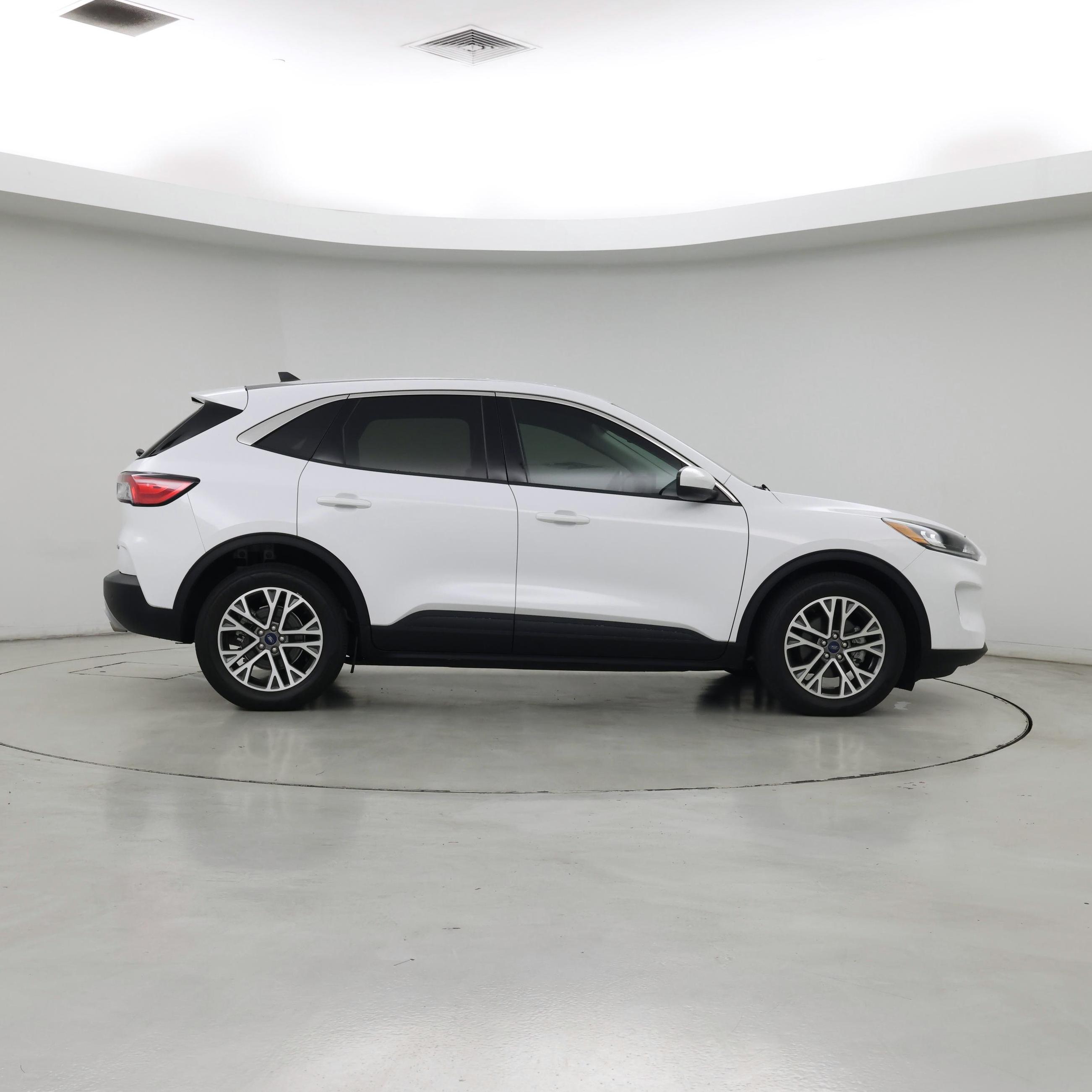 Thumbnail: 2022 Ford Escape - 7