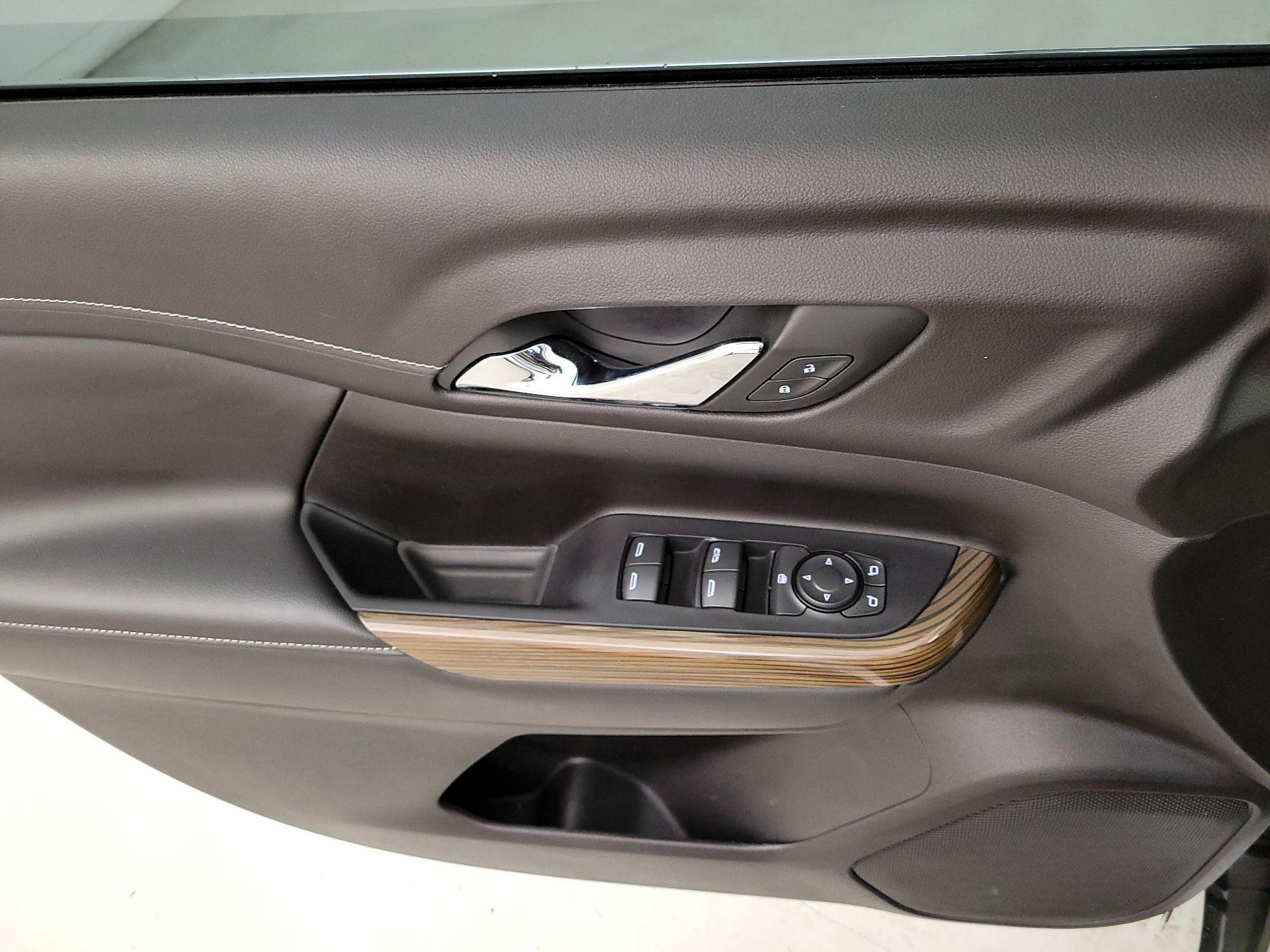 Thumbnail: 2022 GMC Acadia - 12