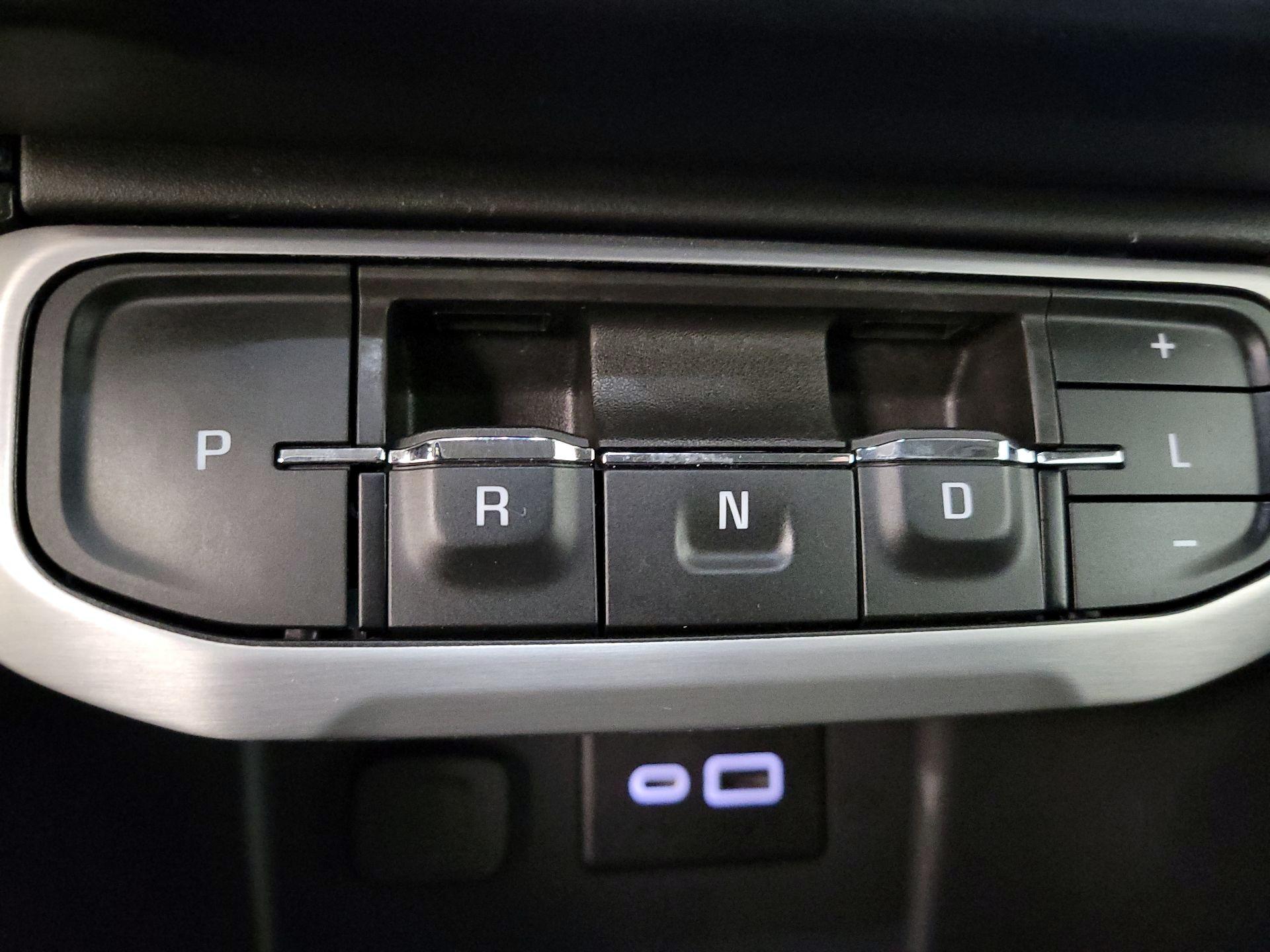 Thumbnail: 2022 GMC Acadia - 17