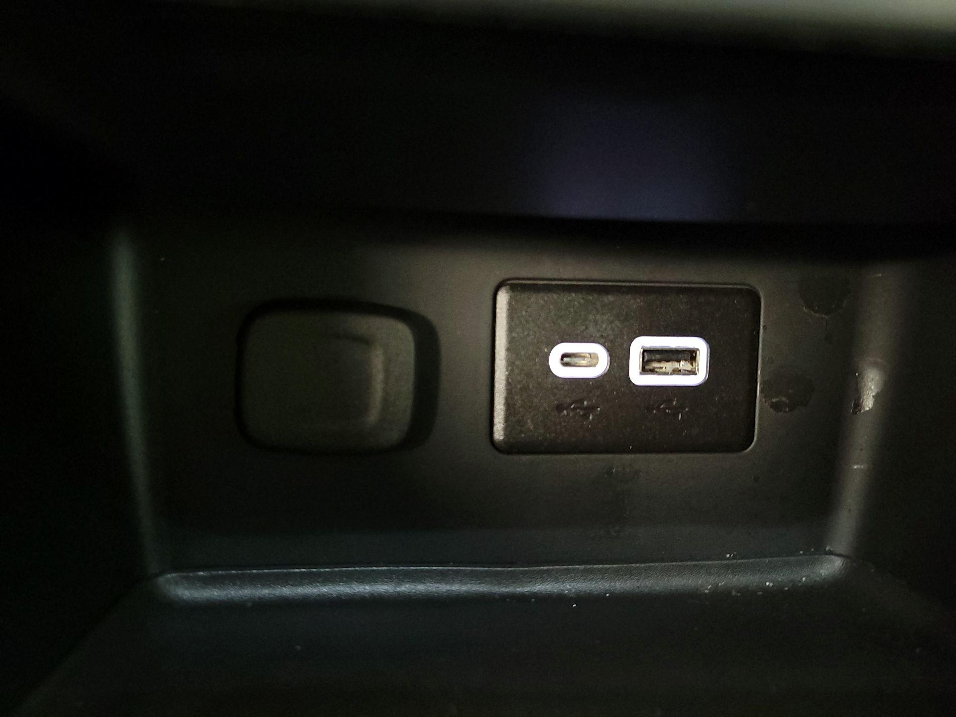 Thumbnail: 2022 GMC Acadia - 18