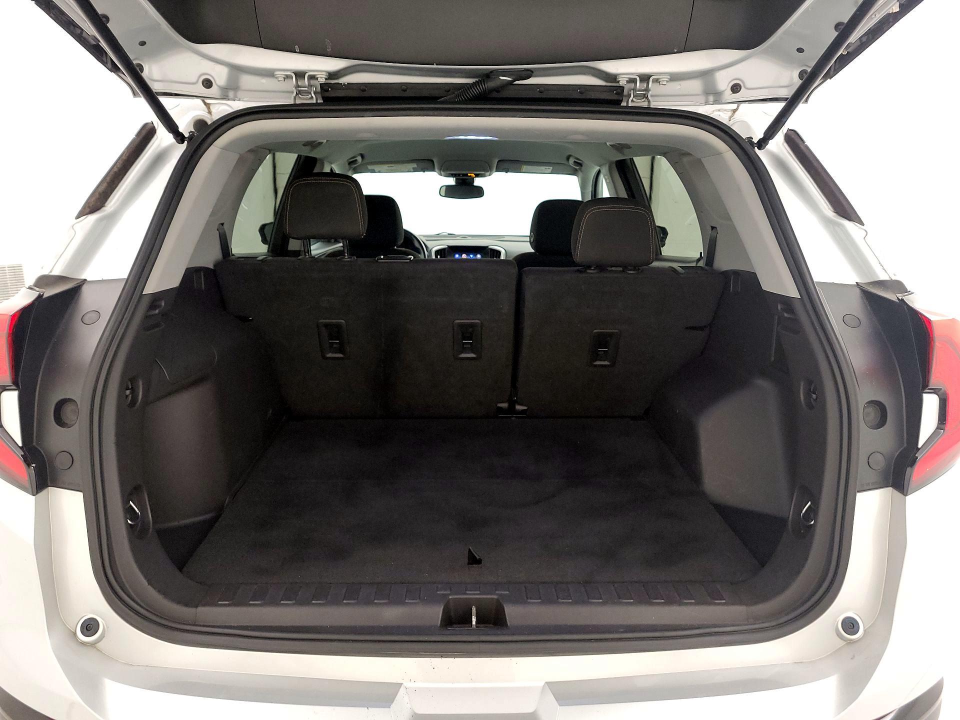 Thumbnail: 2021 GMC Terrain - 18