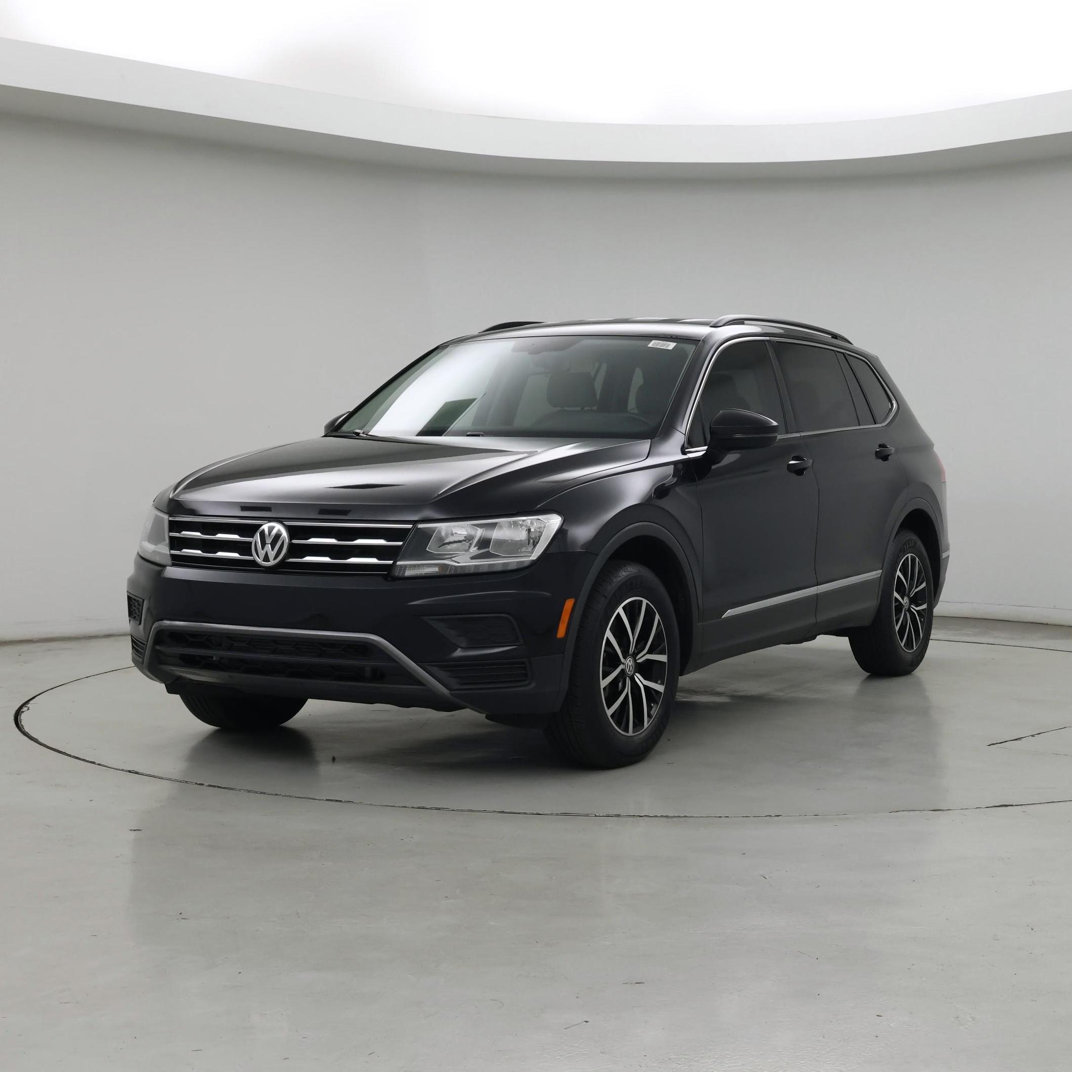 Thumbnail: 2021 Volkswagen Tiguan - 4