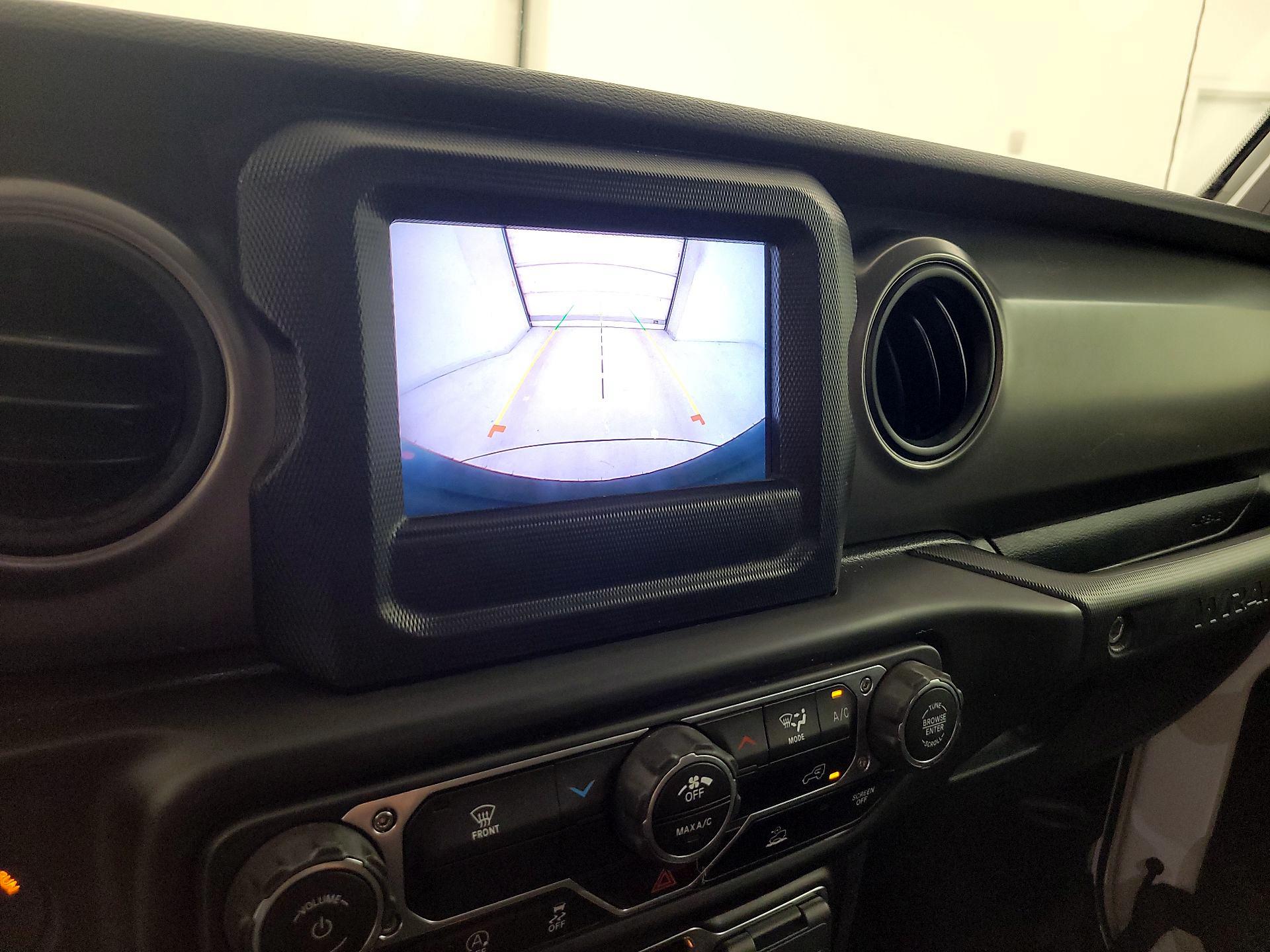 Thumbnail: 2022 Jeep Wrangler - 12