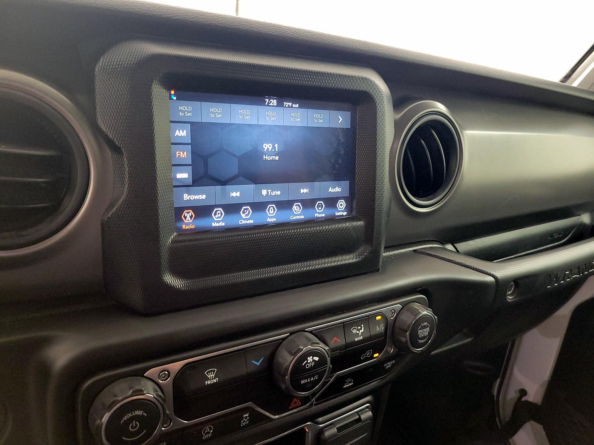 Thumbnail: 2022 Jeep Wrangler - 13