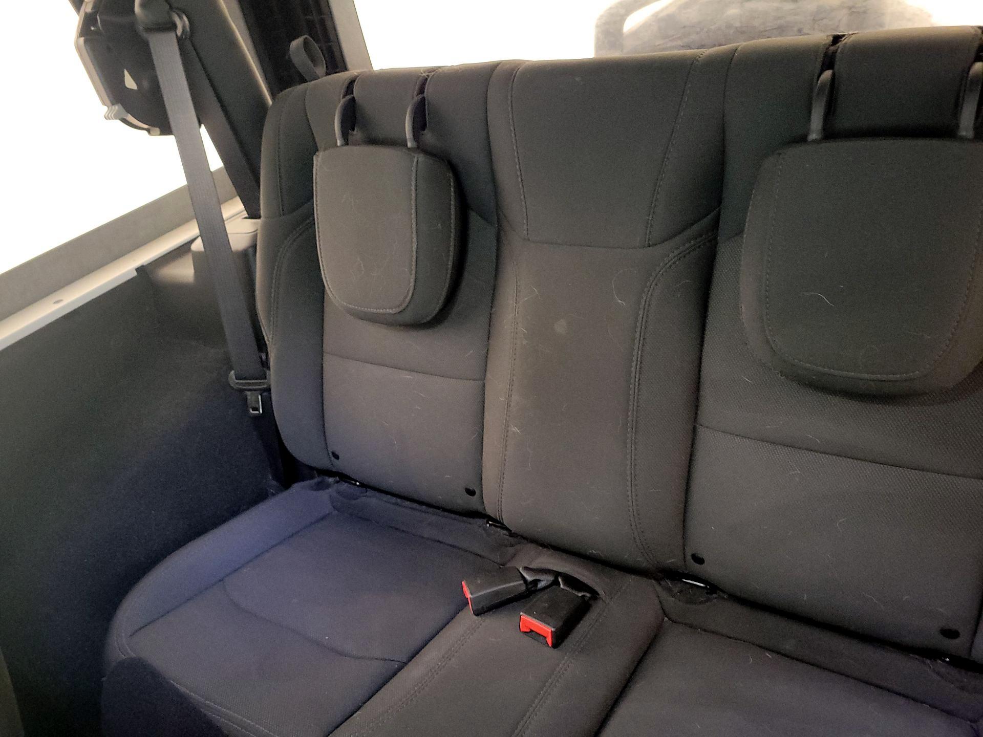 Thumbnail: 2022 Jeep Wrangler - 17