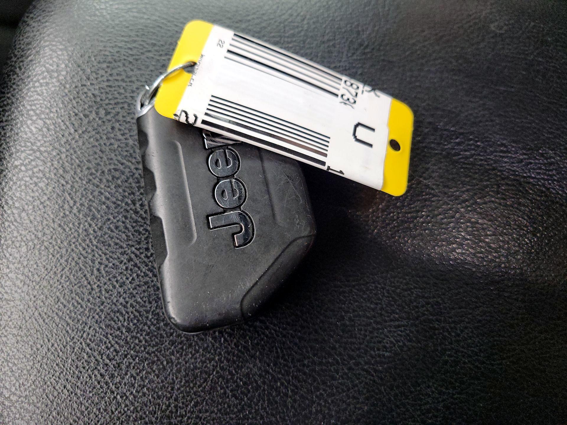 Thumbnail: 2022 Jeep Wrangler - 20